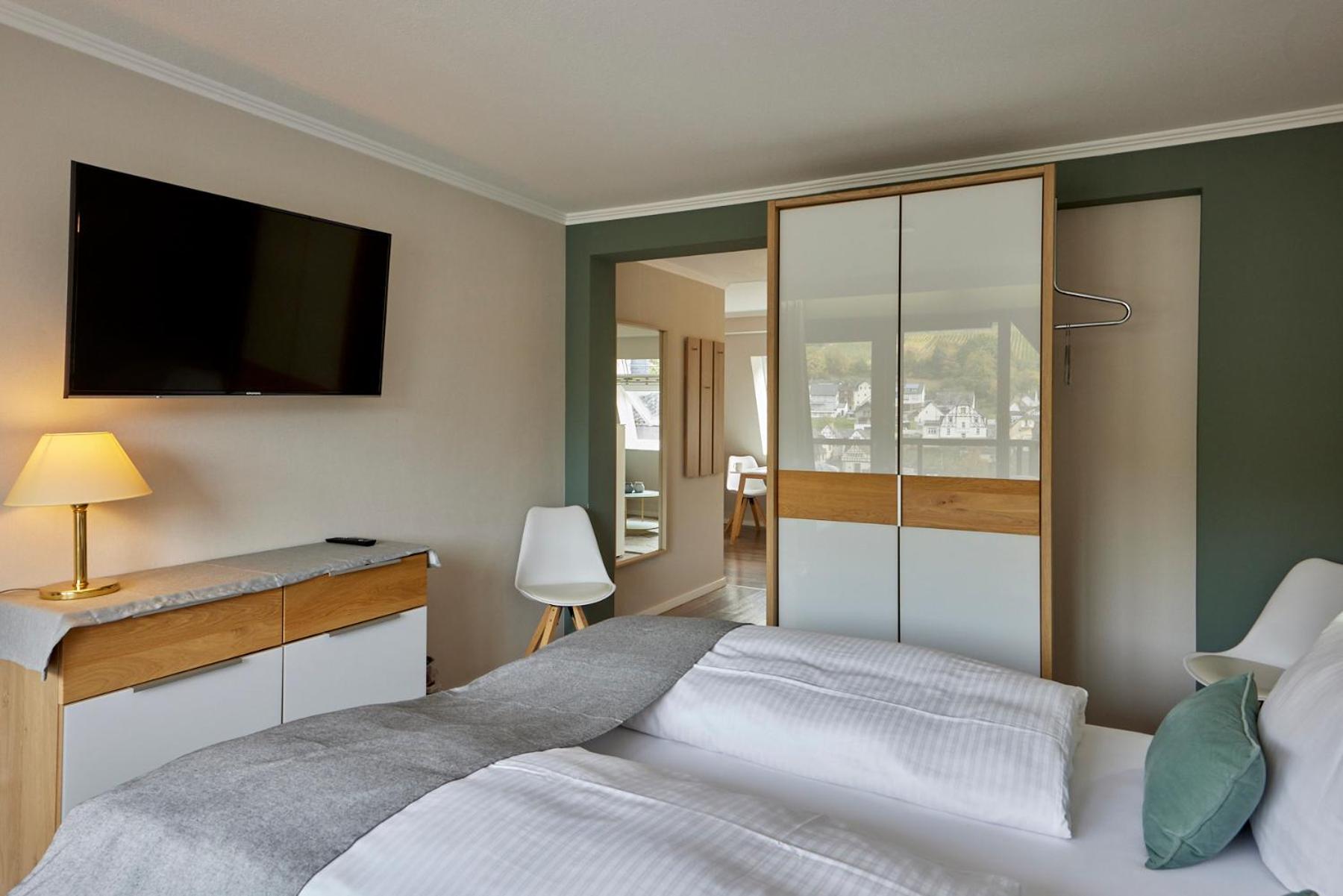 Classic Suite - Photo 7