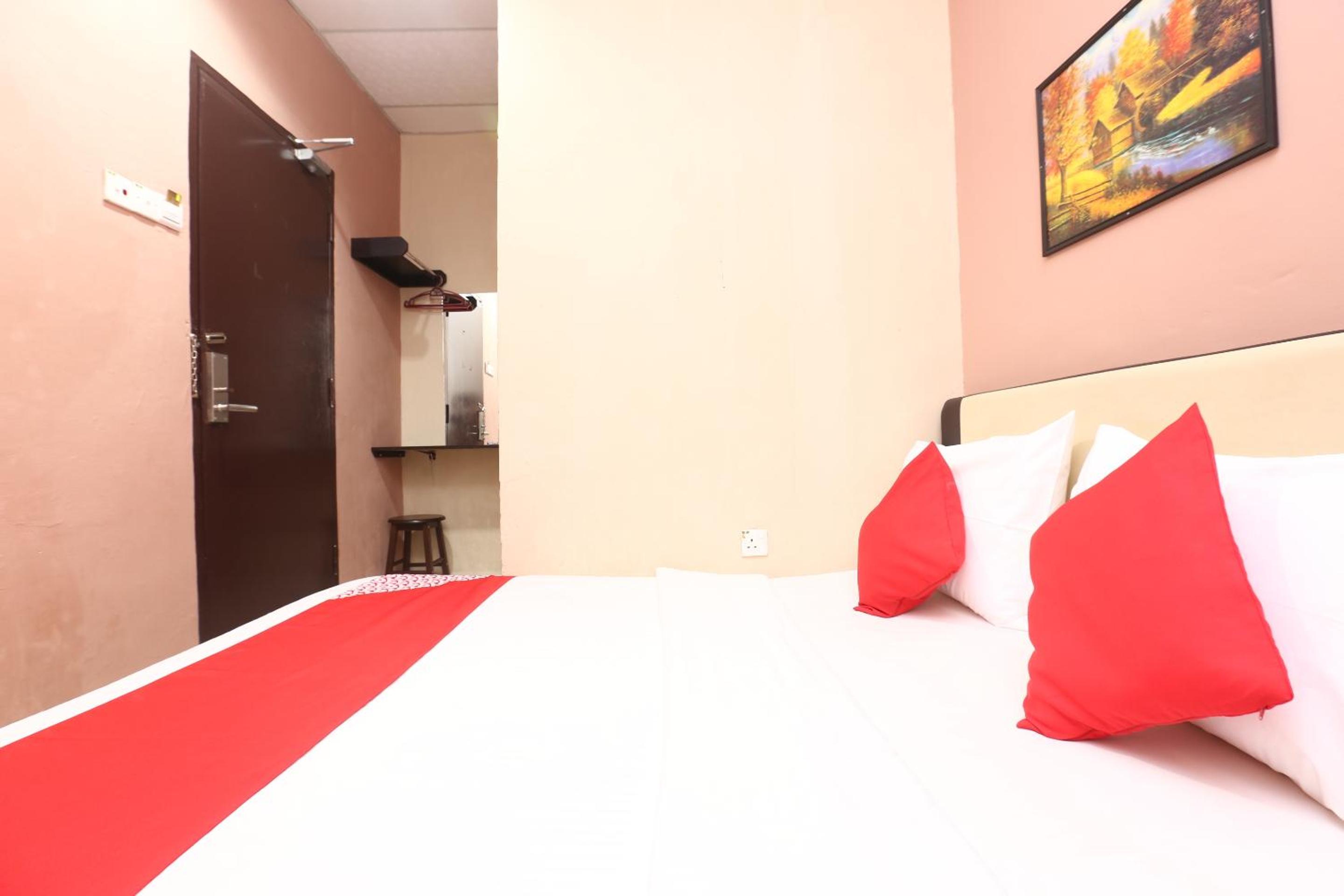 Standard Double Room - Photo 3