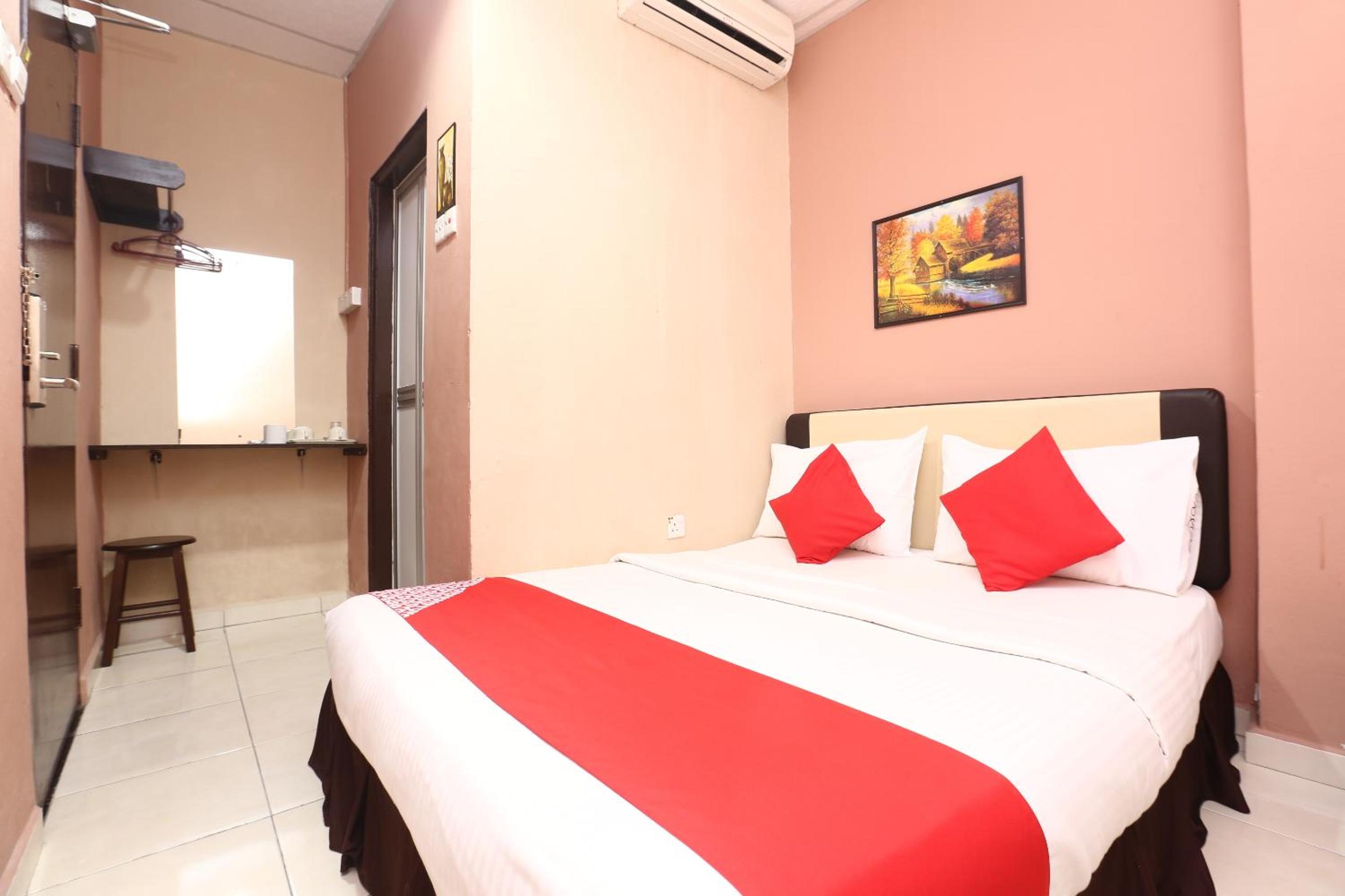 Standard Double Room - Photo 4