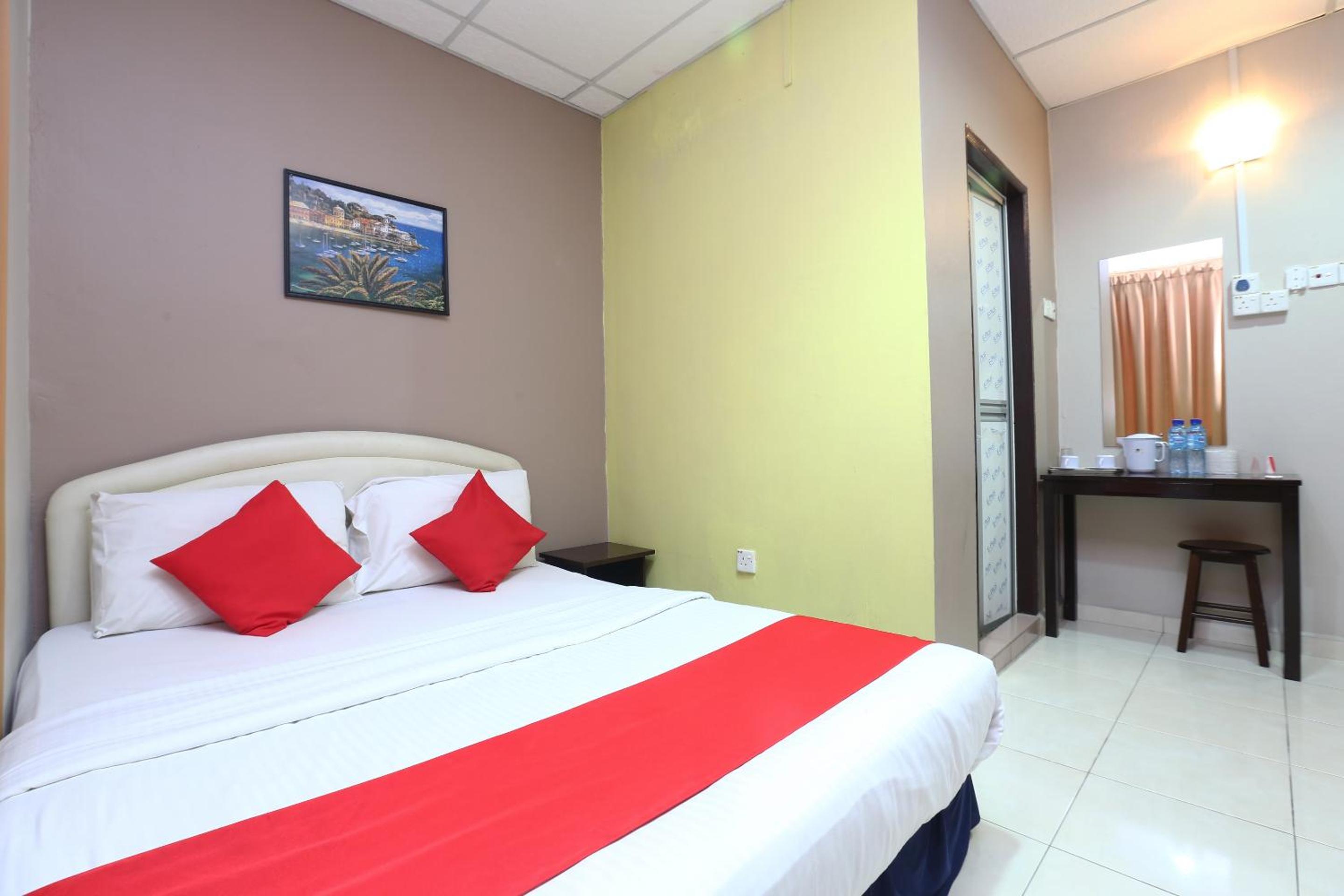 Deluxe Double Room - Photo 3