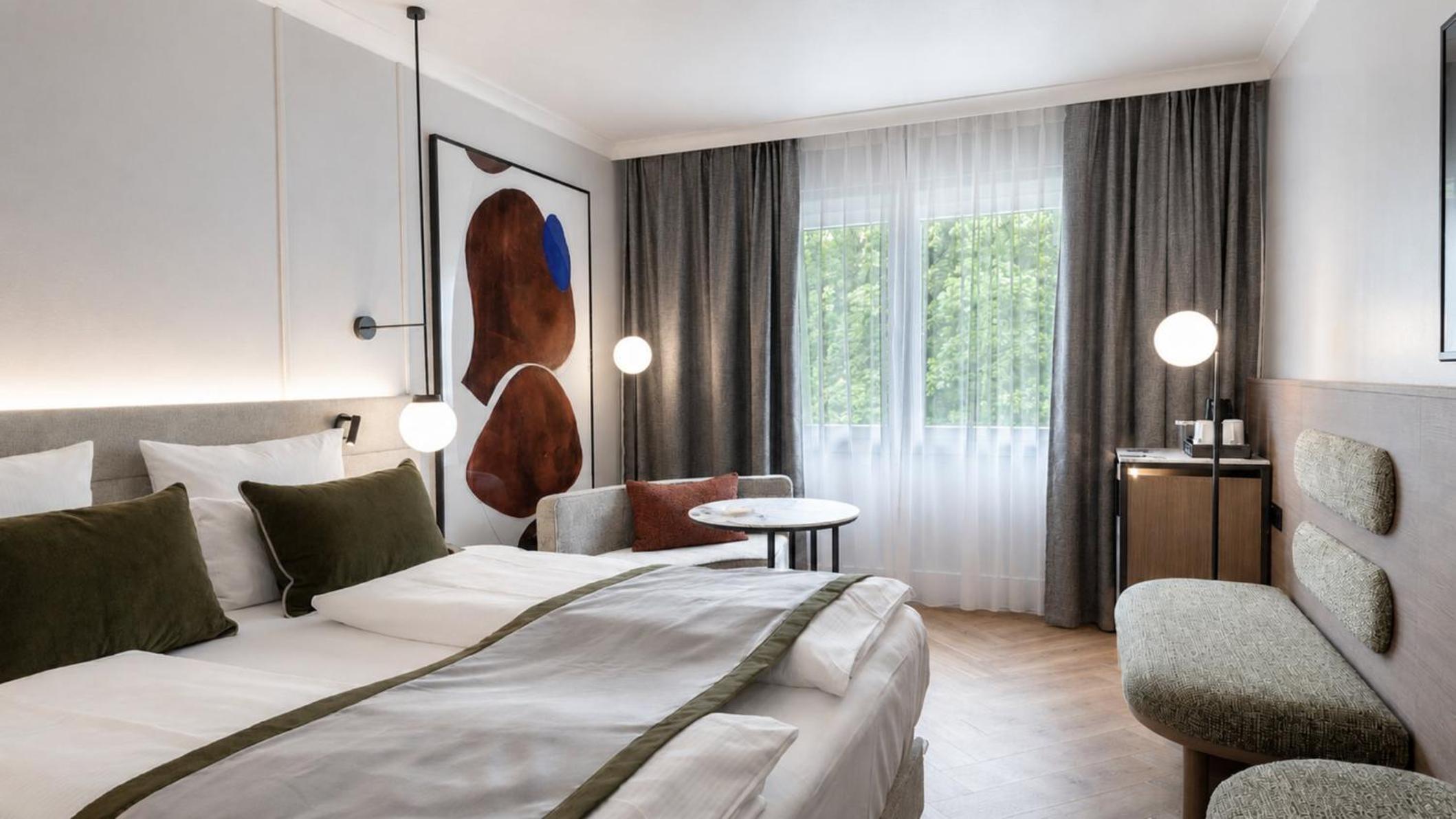 King Room City View Top Floor - Newly Renovated
