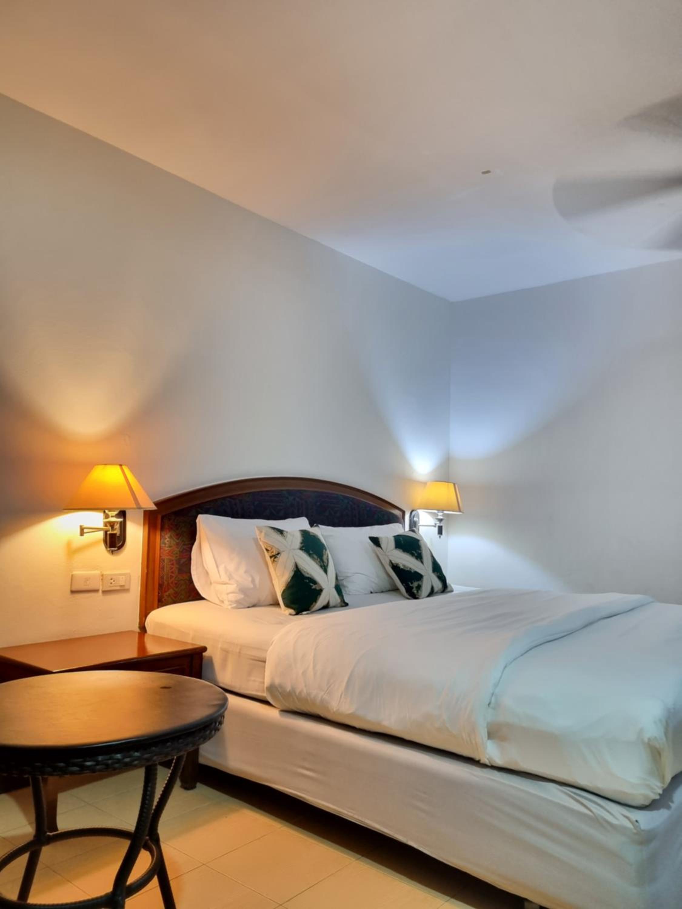 Deluxe Double Room - Photo 10