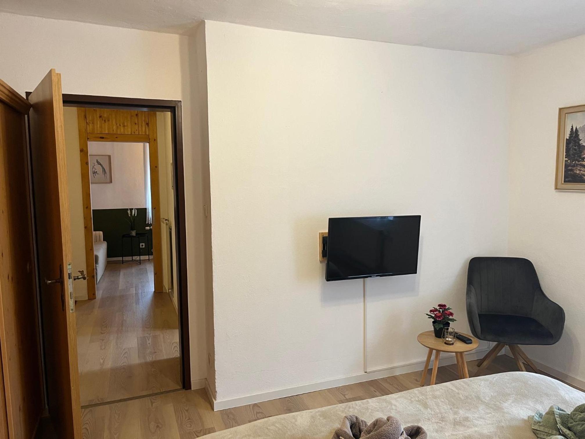 Apartment photo 3