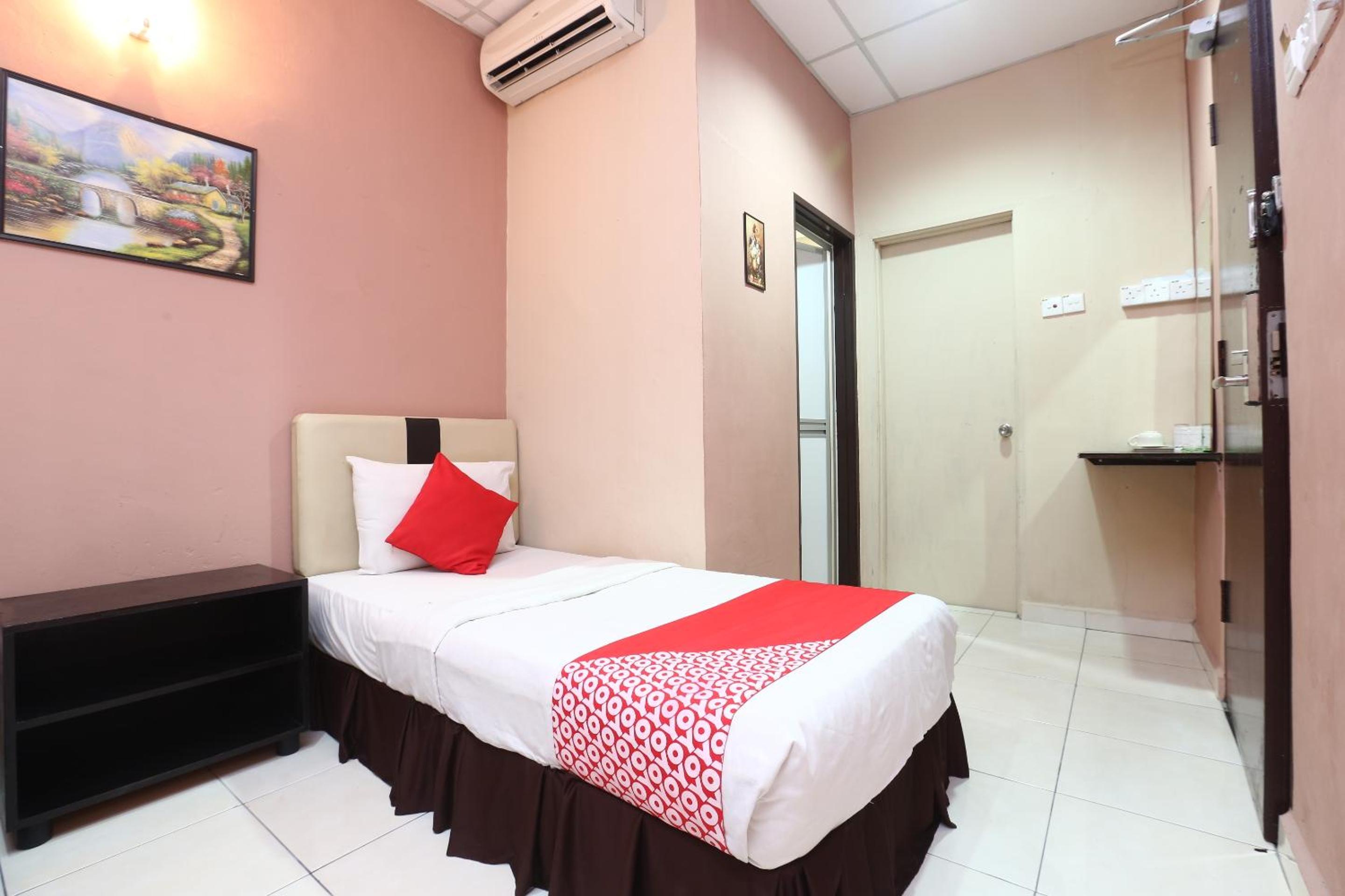 Standard Triple Room - Photo 4