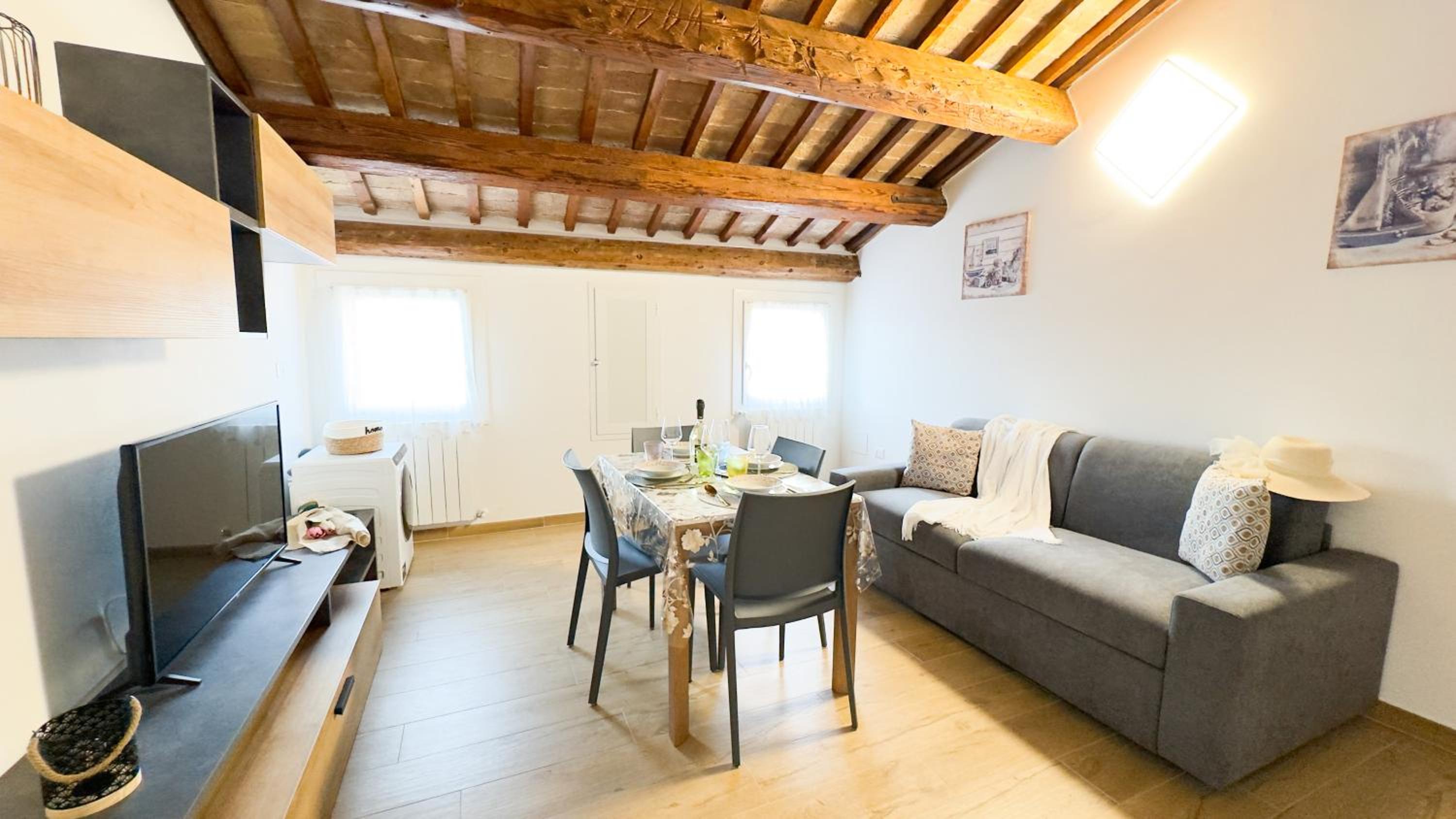 Apartment photo 1