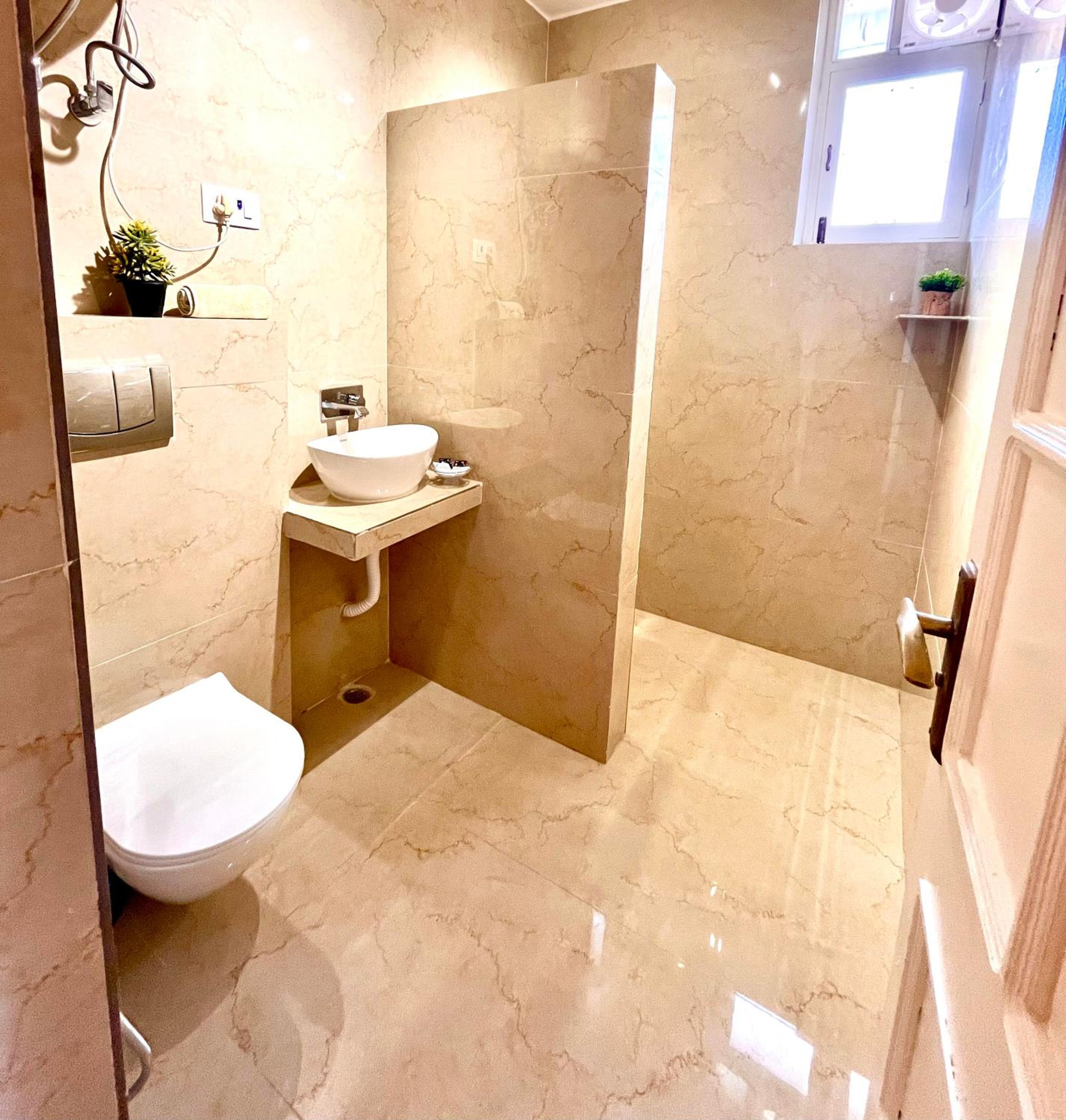 Three-Bedroom Apartment - Photo 11