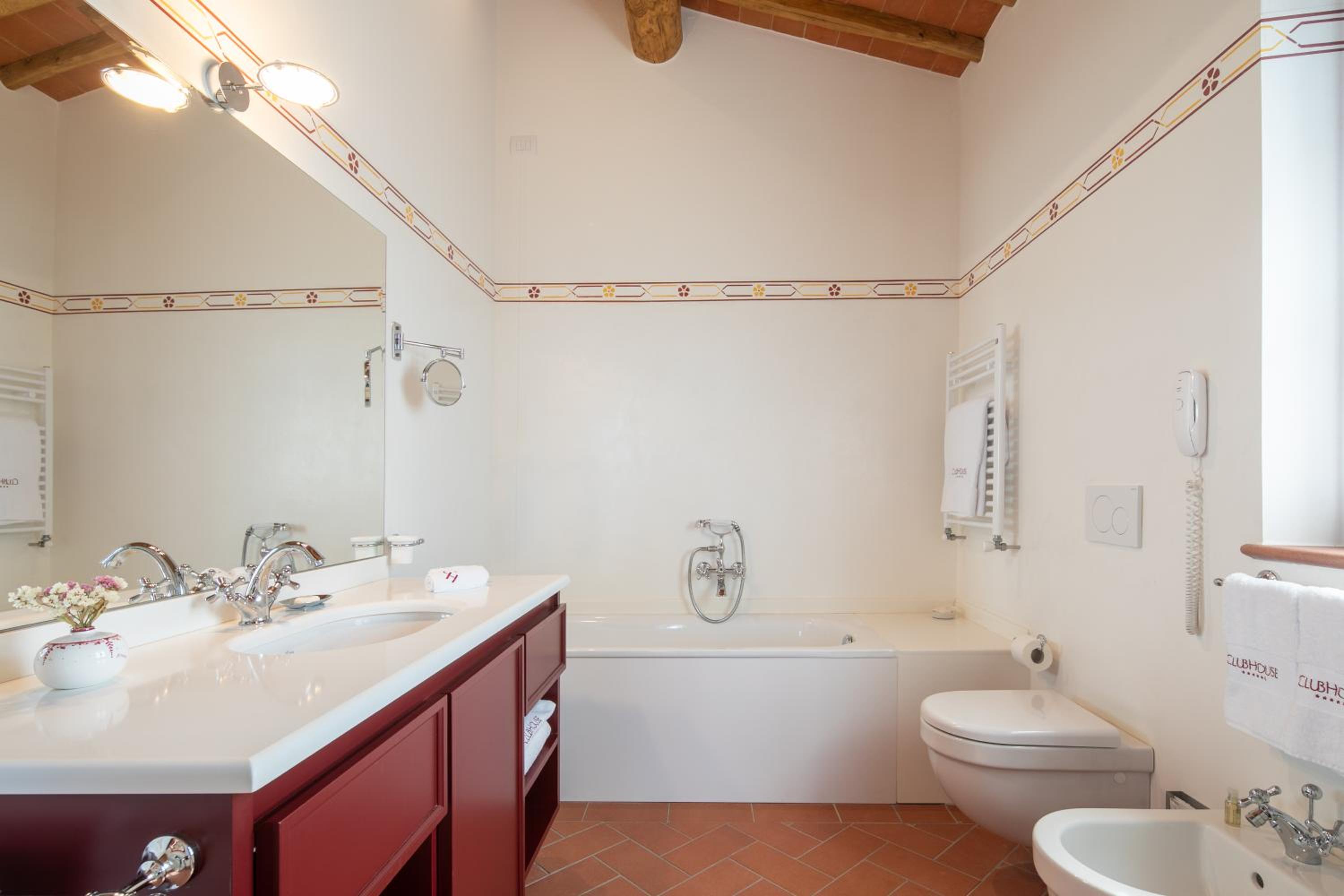 Double Room with Patio photo 3