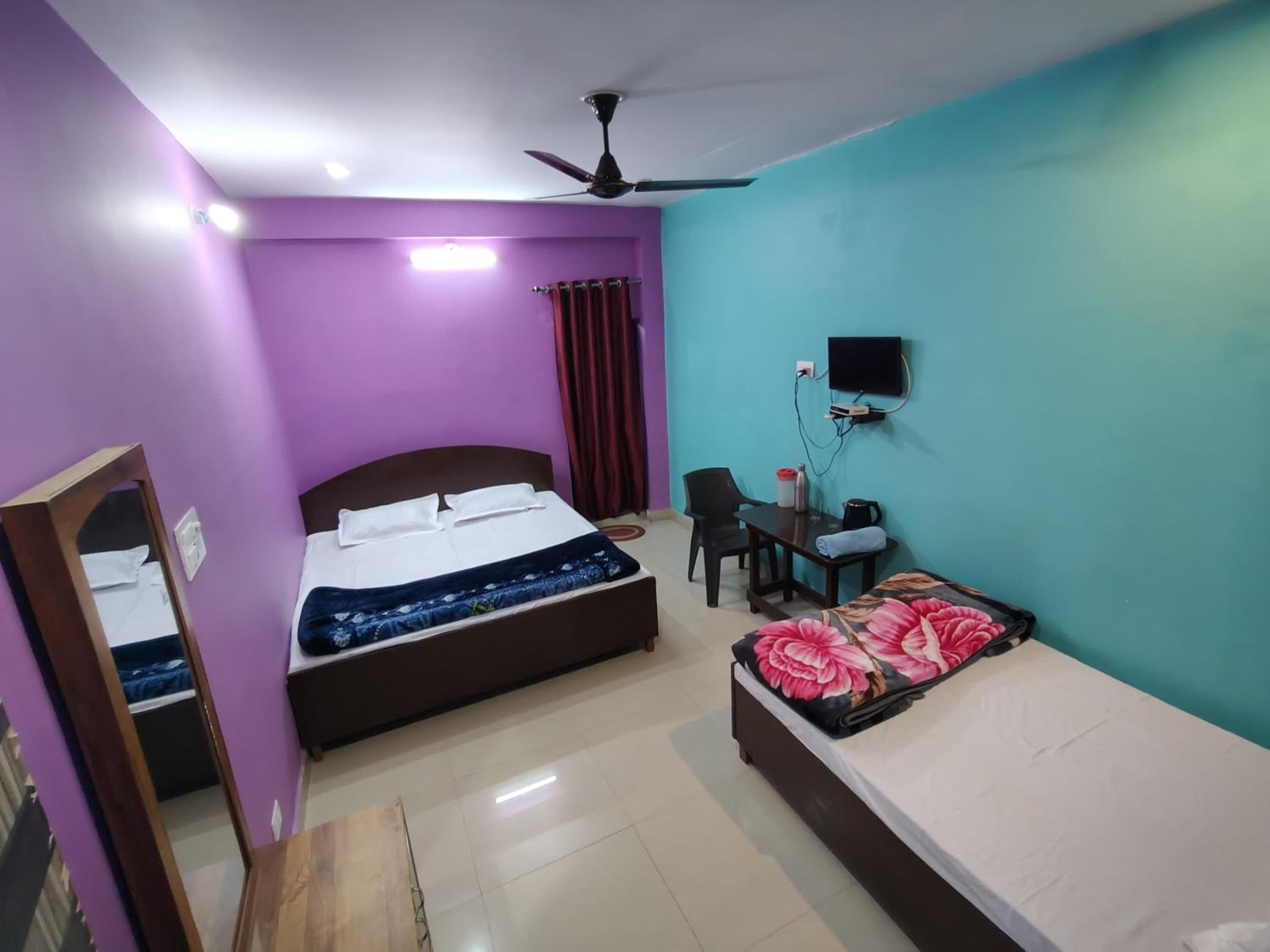 Deluxe Twin Room photo 2
