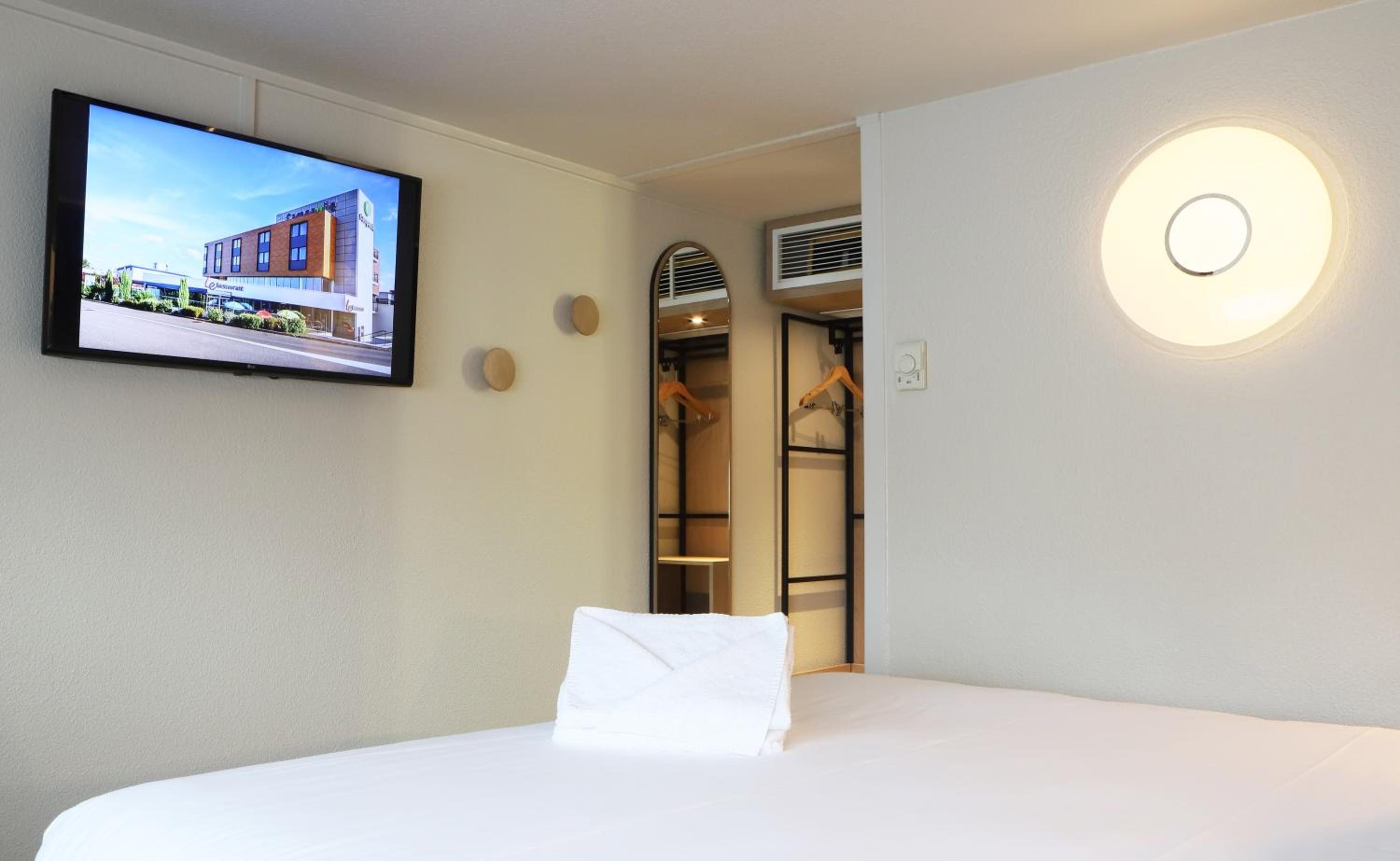 Superior Double Room - Photo 2