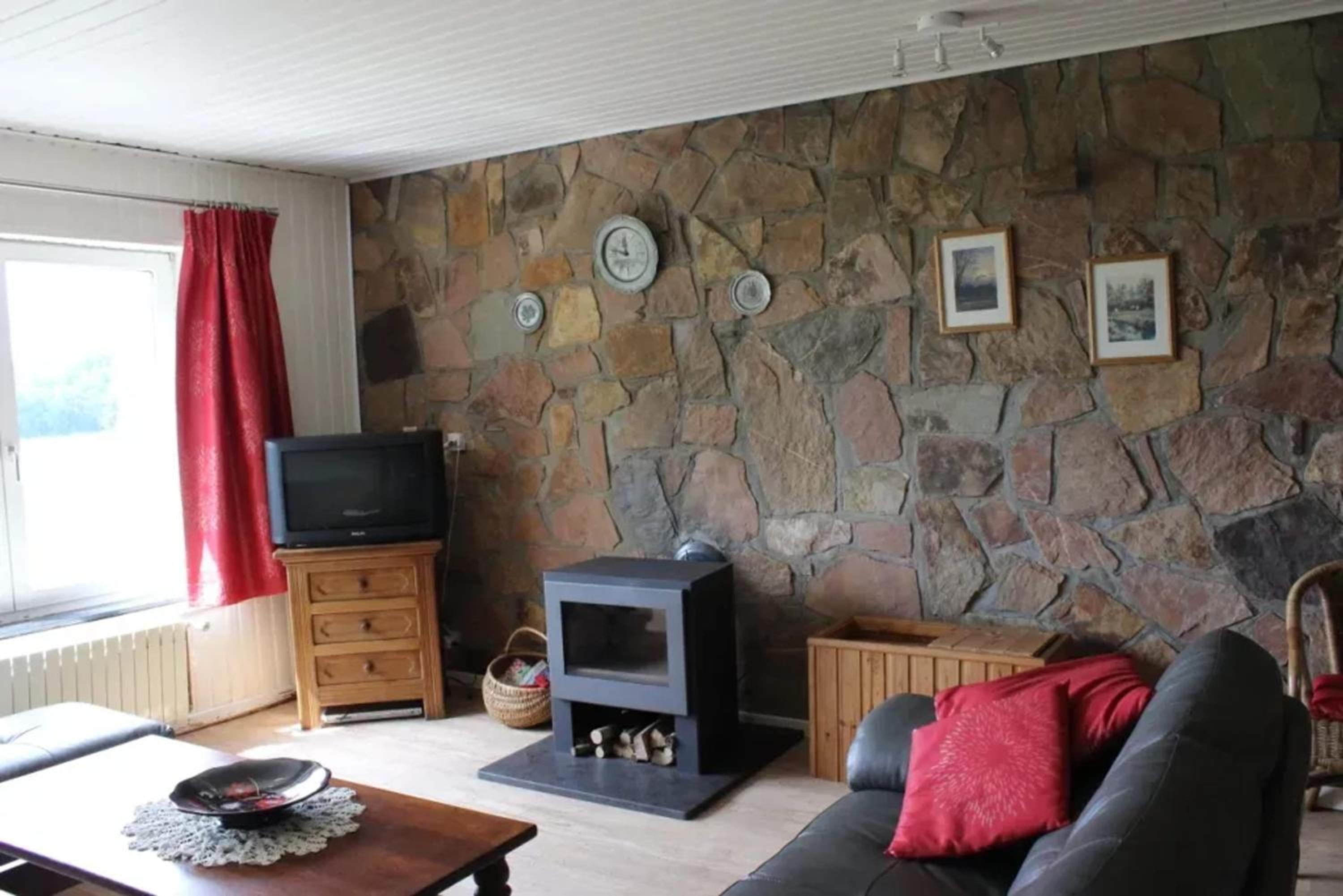 Six-Bedroom Holiday Home photo 2