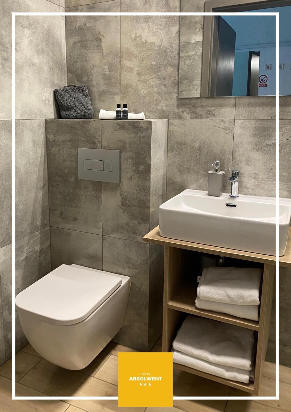 Twin Room (1-2 Adults) photo 3