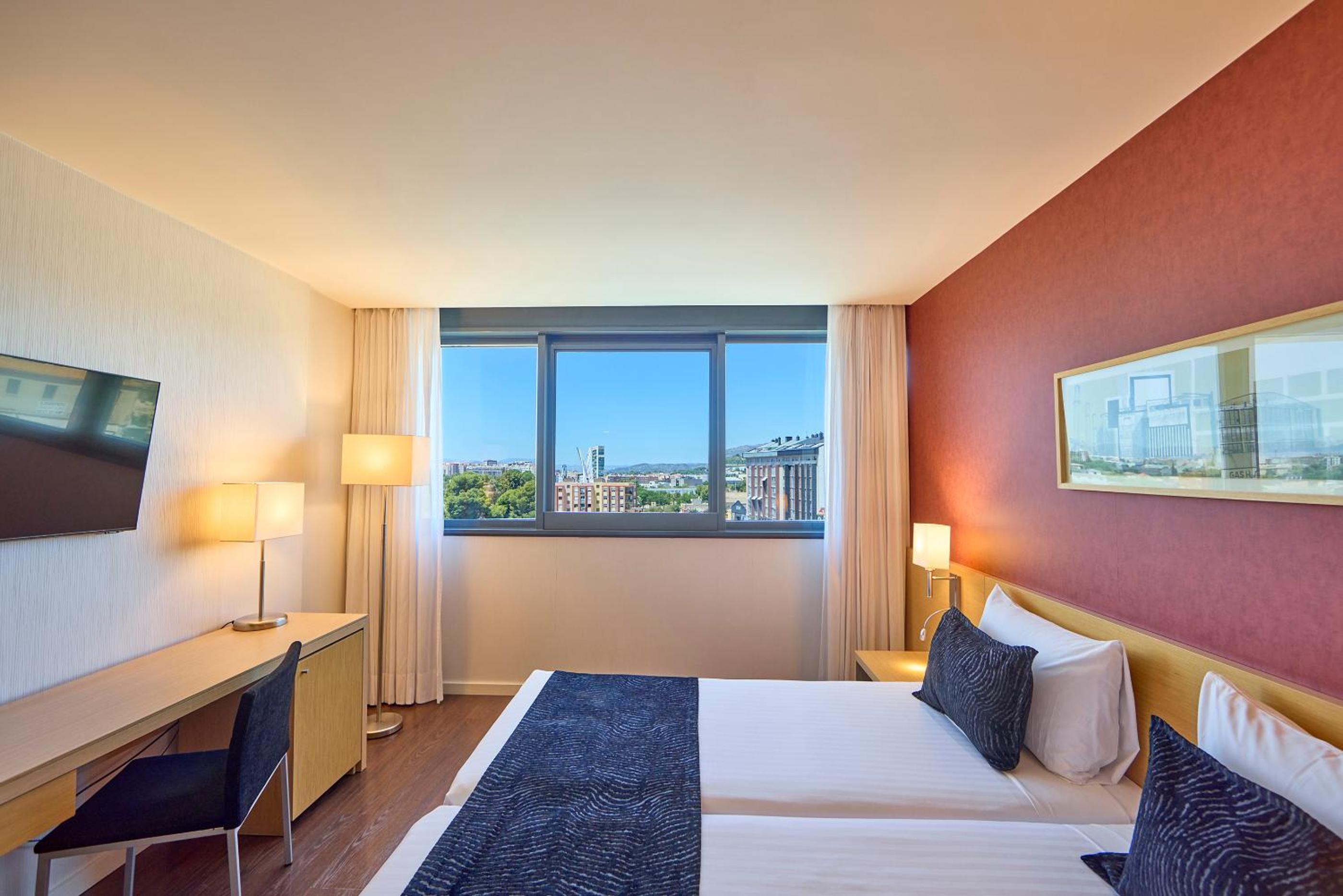 Twin Room - Photo 4