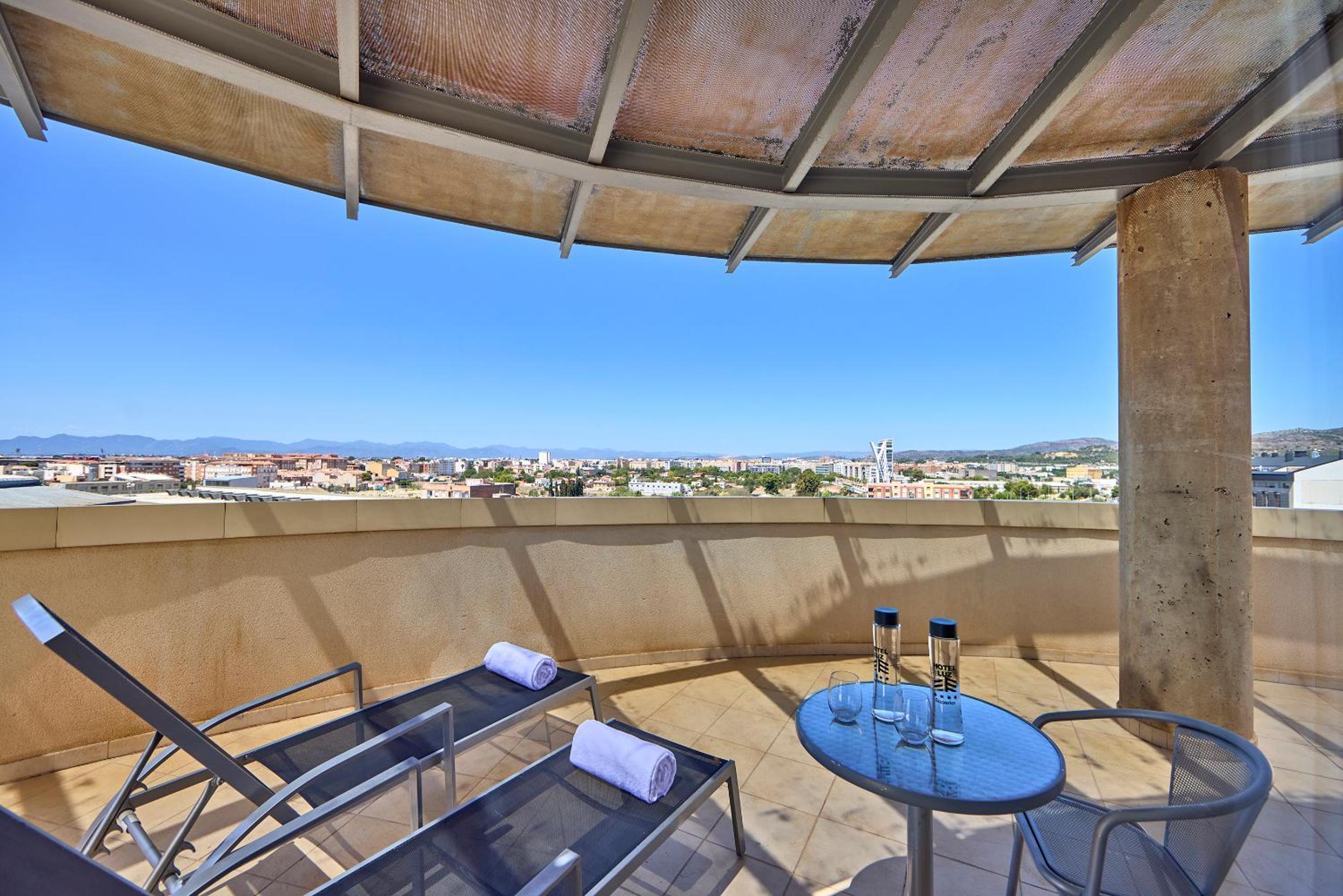 Suite with Terrace - Photo 7