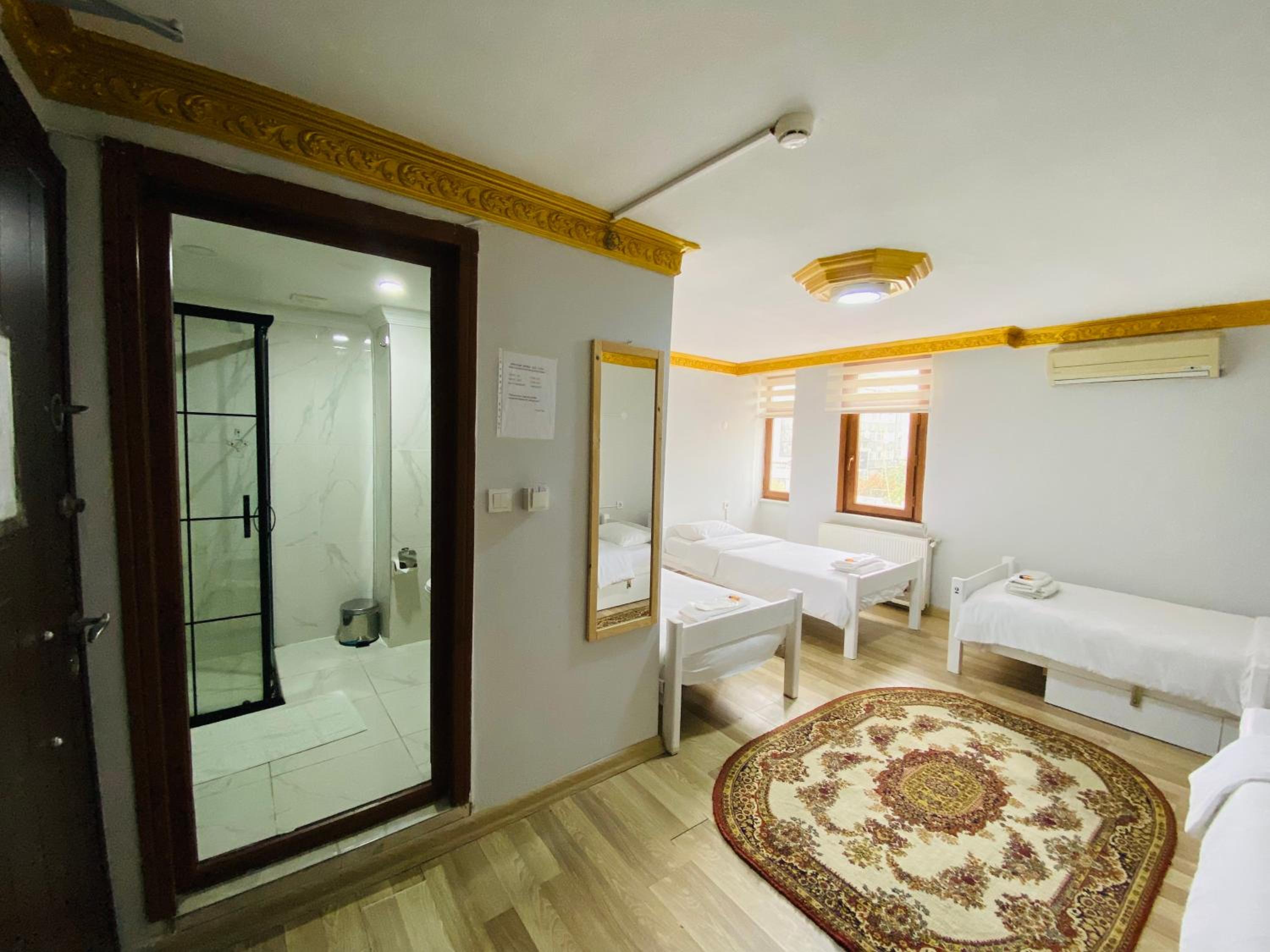 Single Bed in Female Dormitory Room photo 3