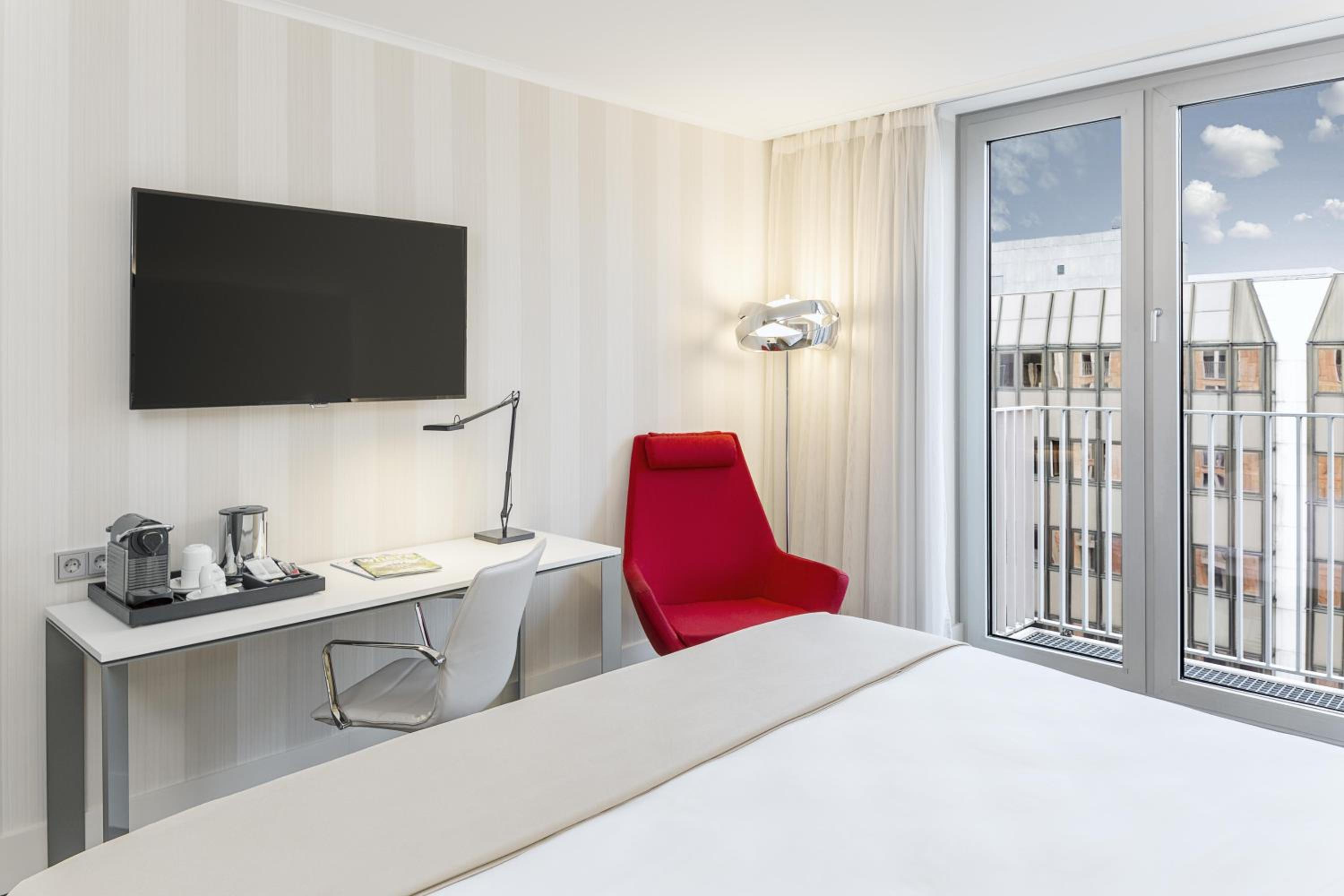 Premium Terrace Room thumbnail 5