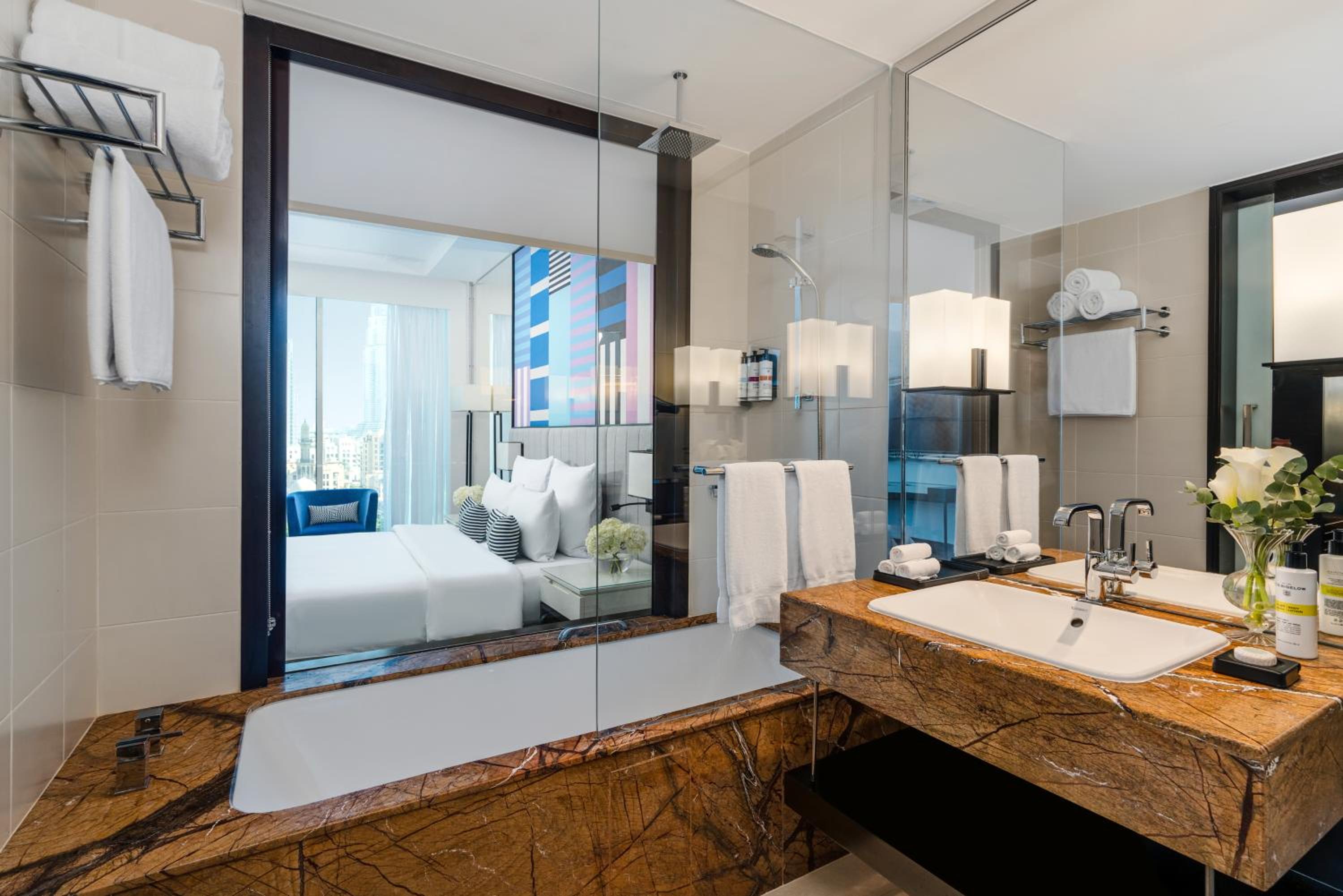 Superior King Room photo 1