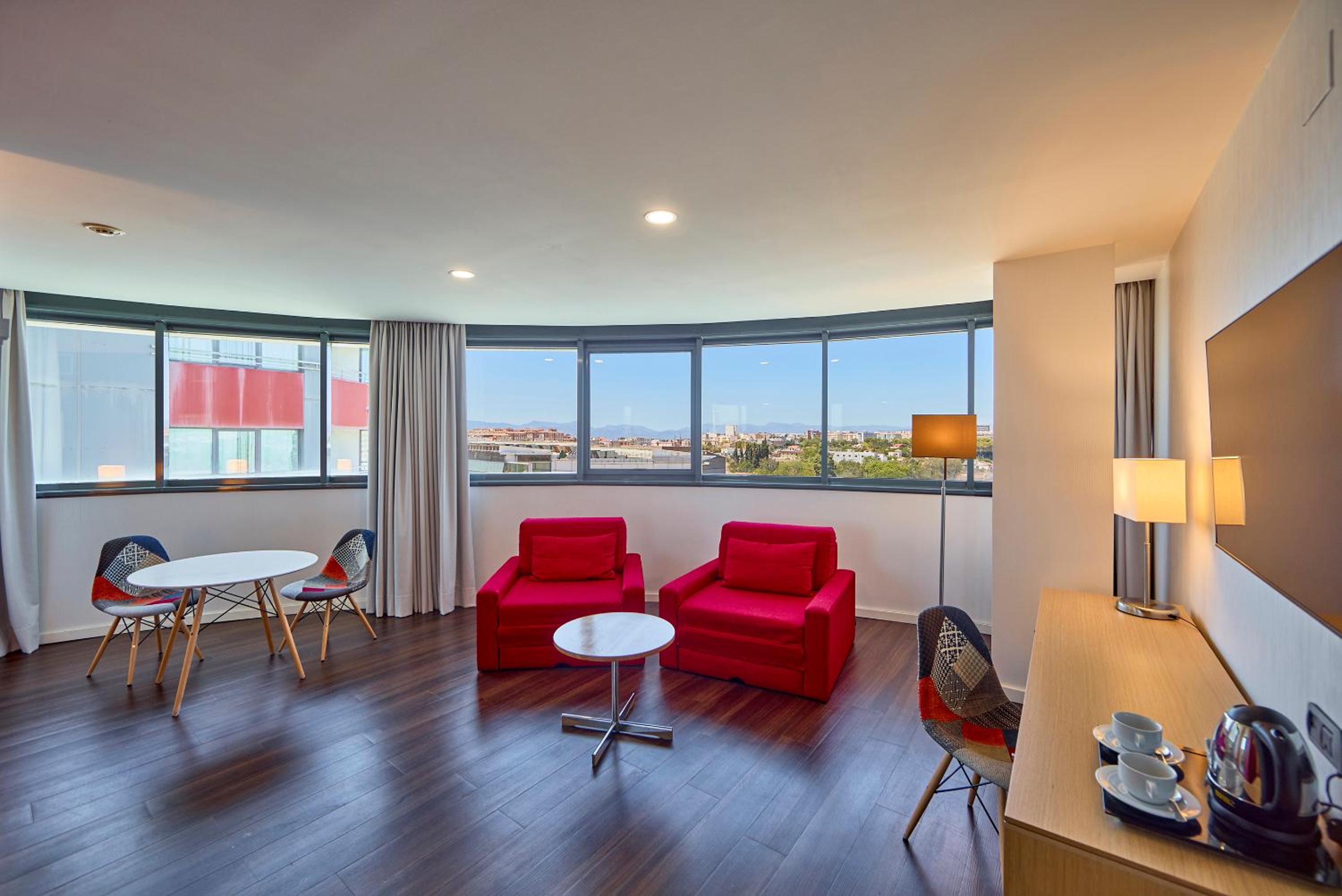 Executive King Room - Photo 3