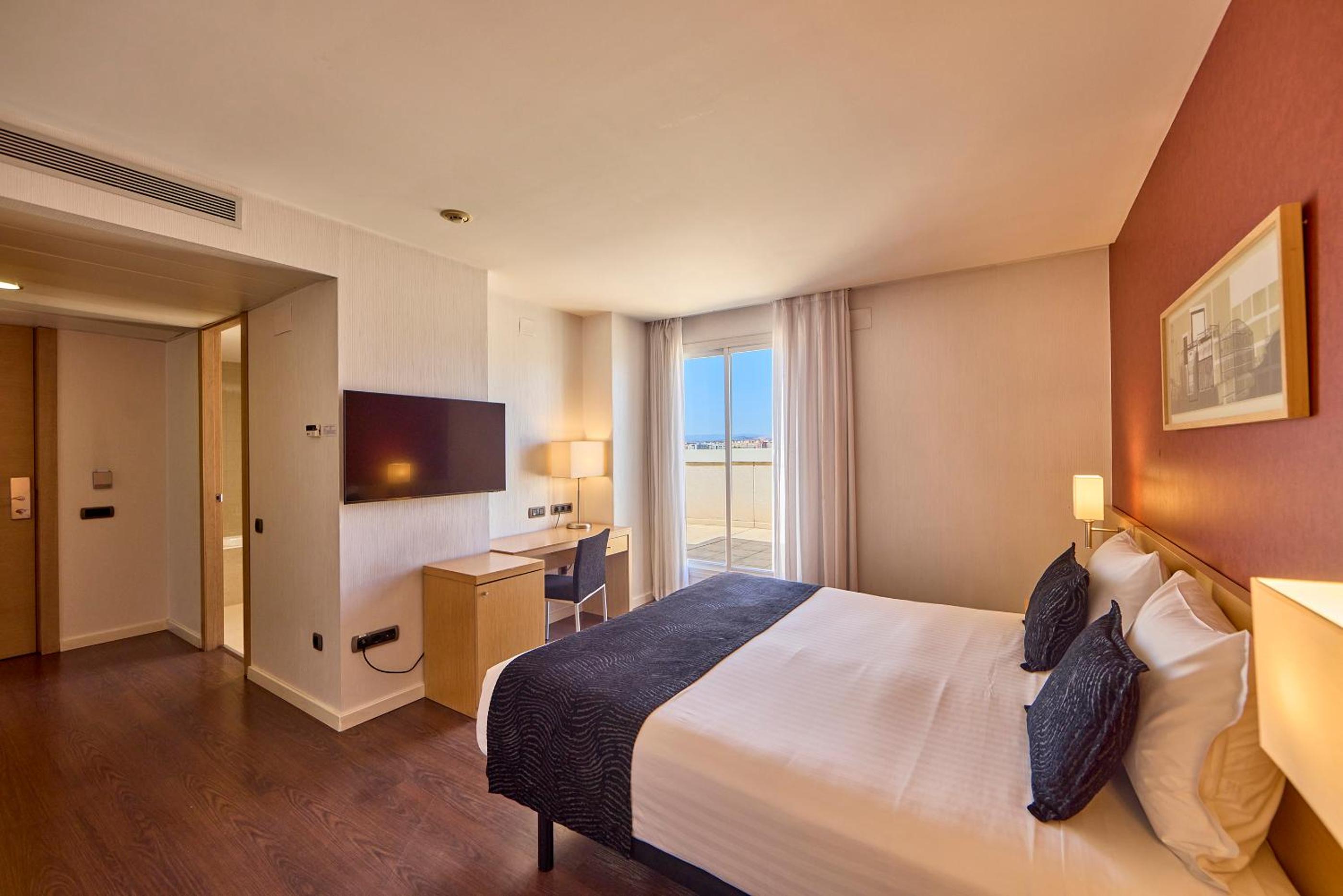 Twin Room with Terrace - Photo 2