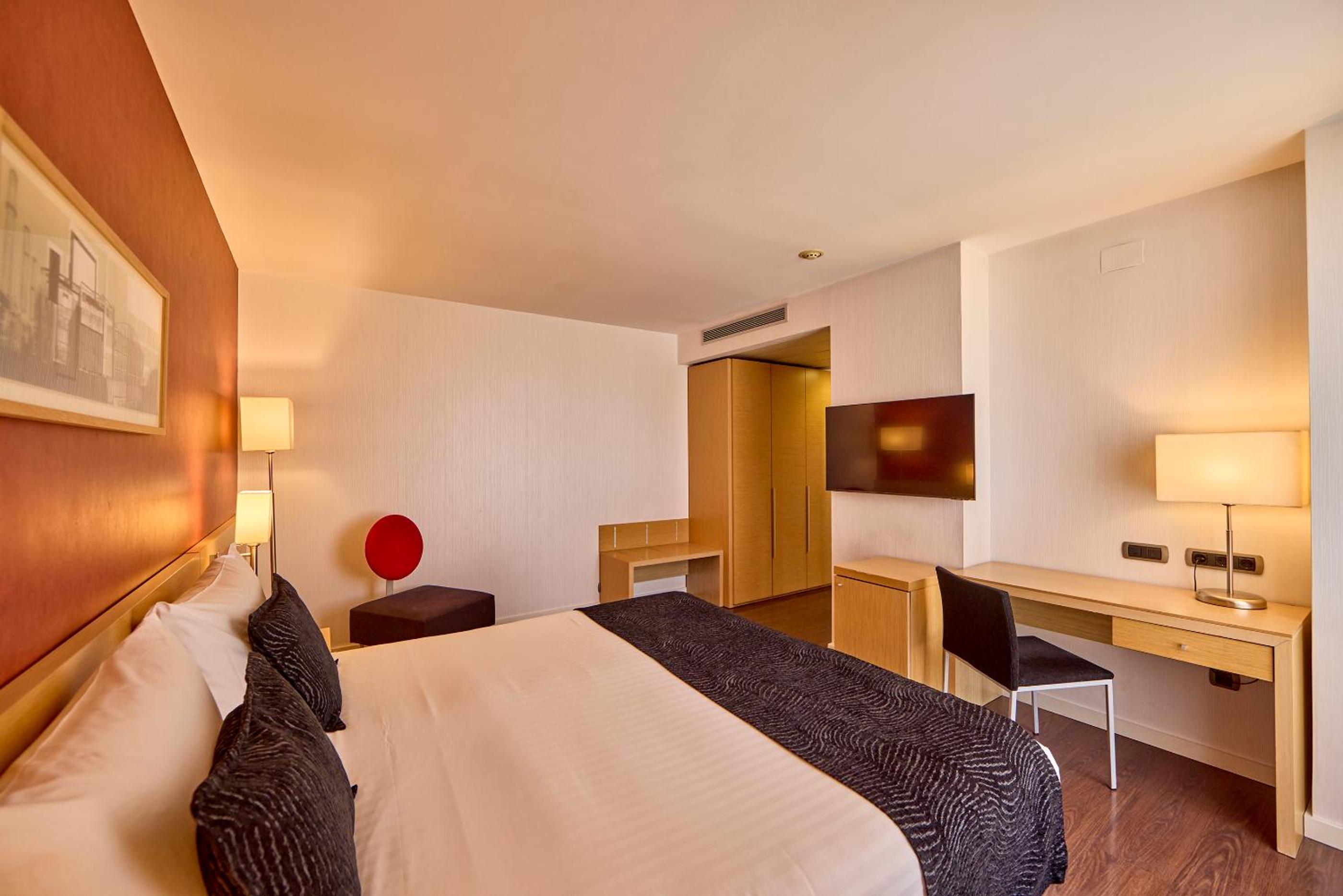 Twin Room with Terrace - Photo 3