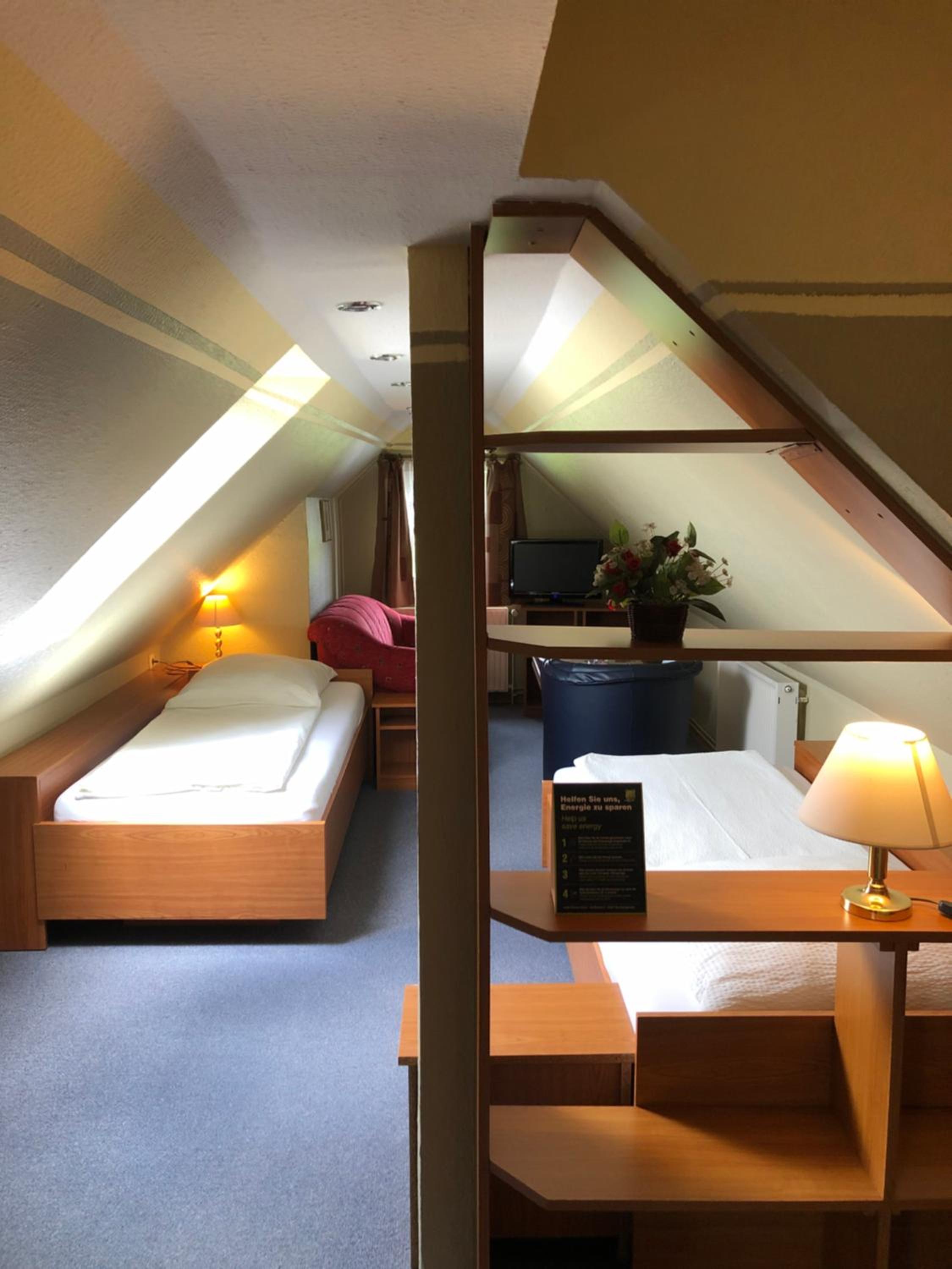 Standard Twin Room photo 1