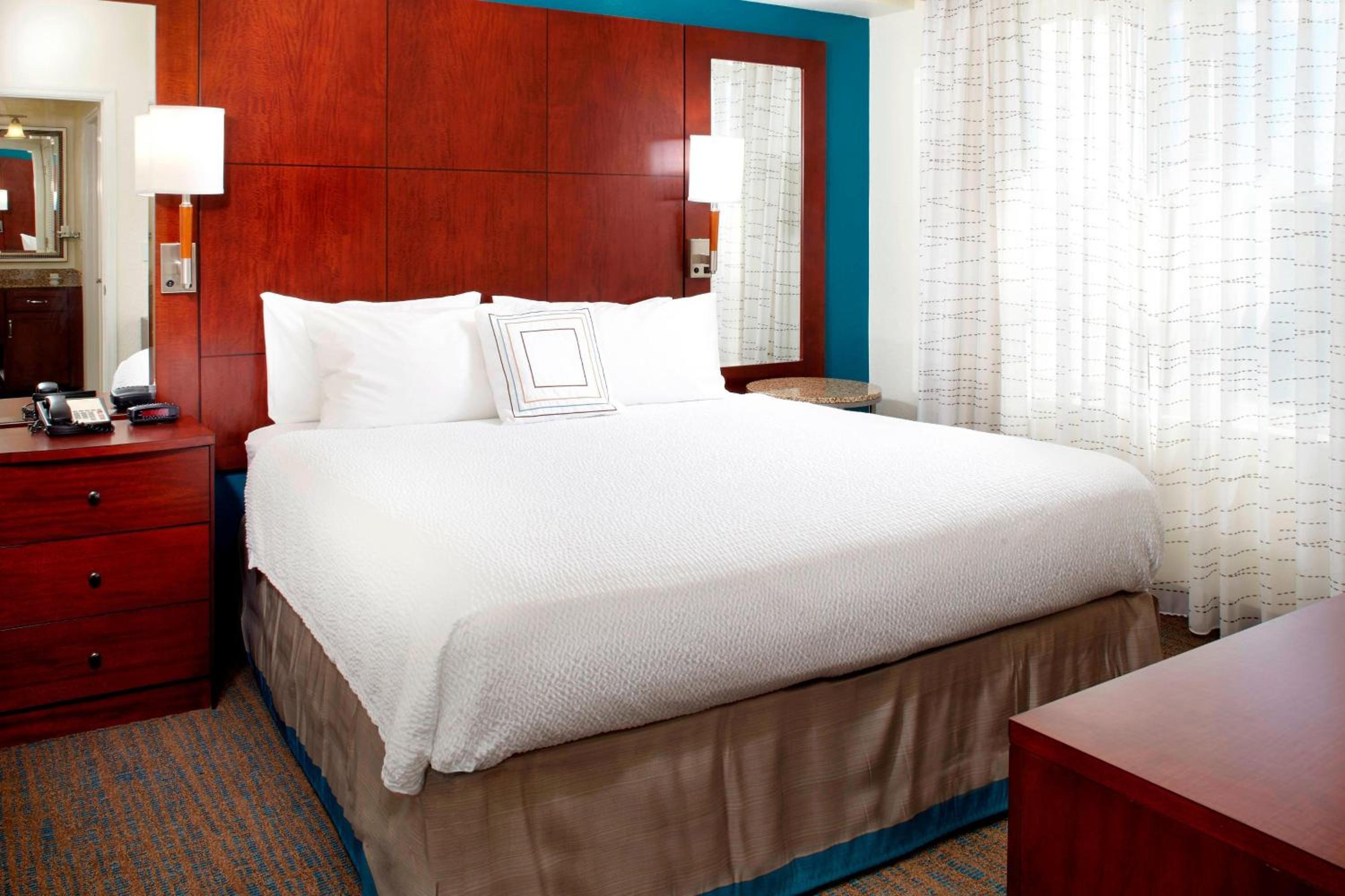 One Bedroom Suite  - Photo 2
