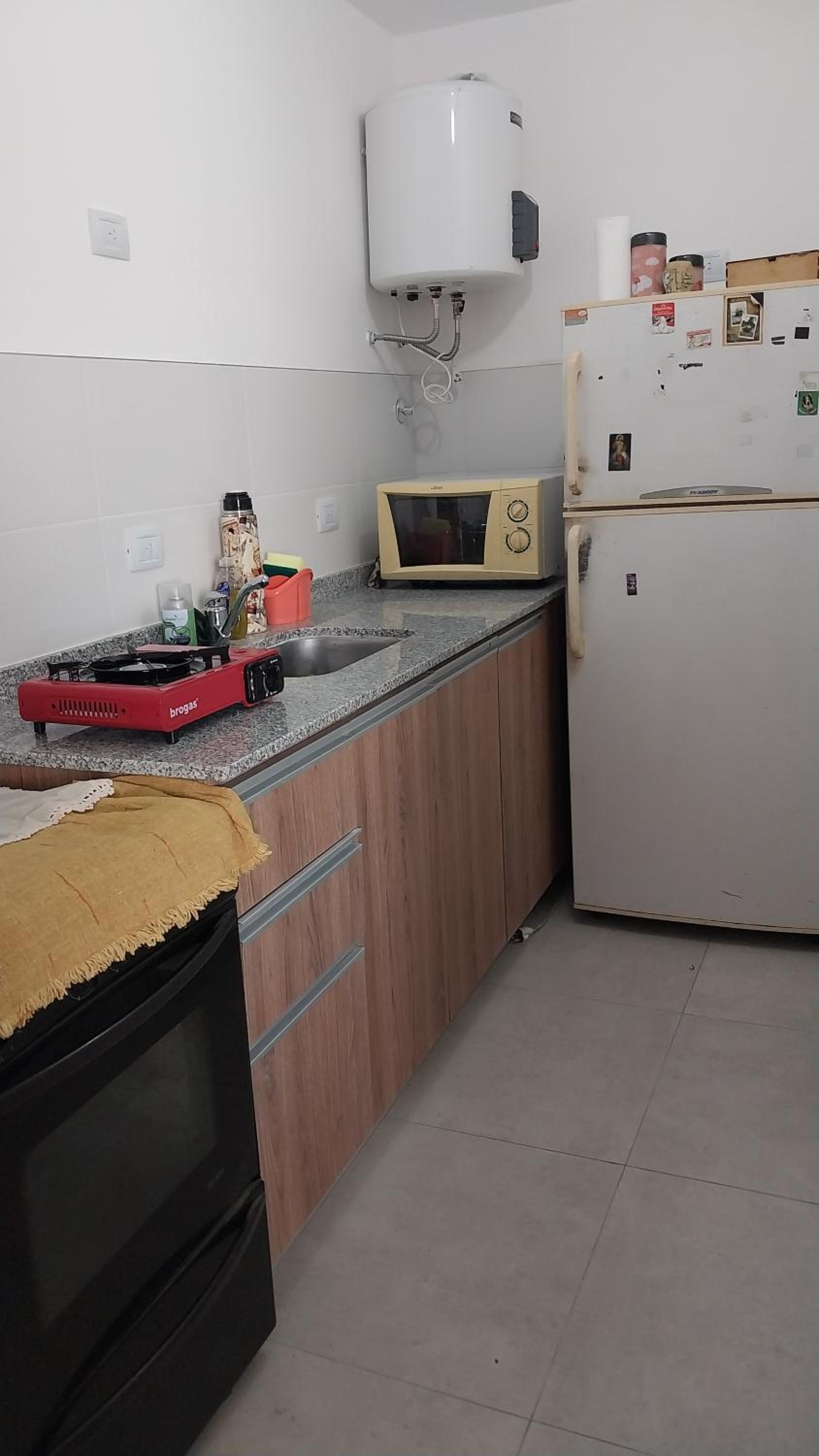 One-Bedroom Apartment photo 2