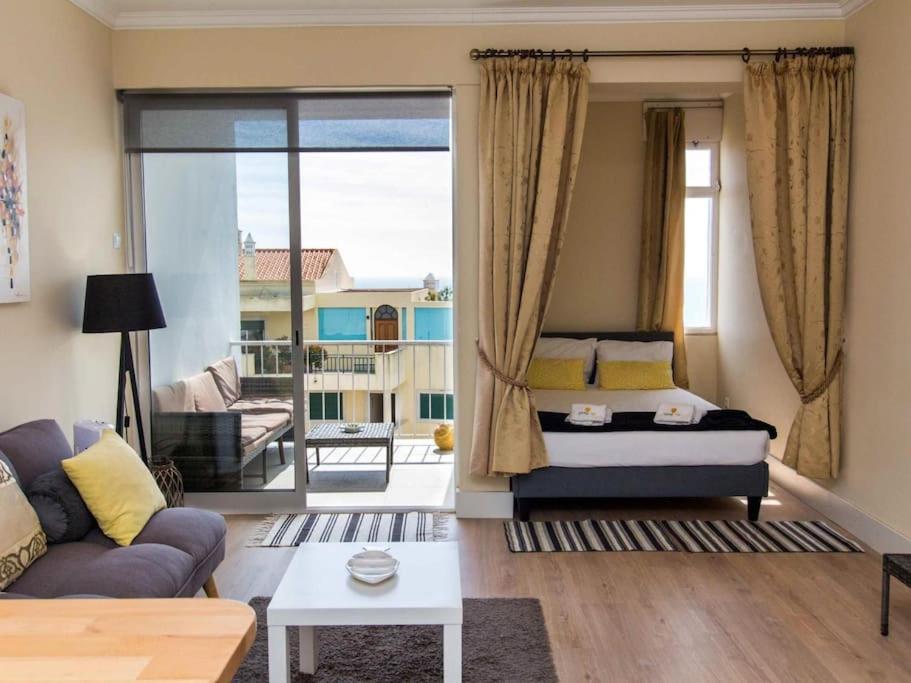 Studio Apartment with Sea View