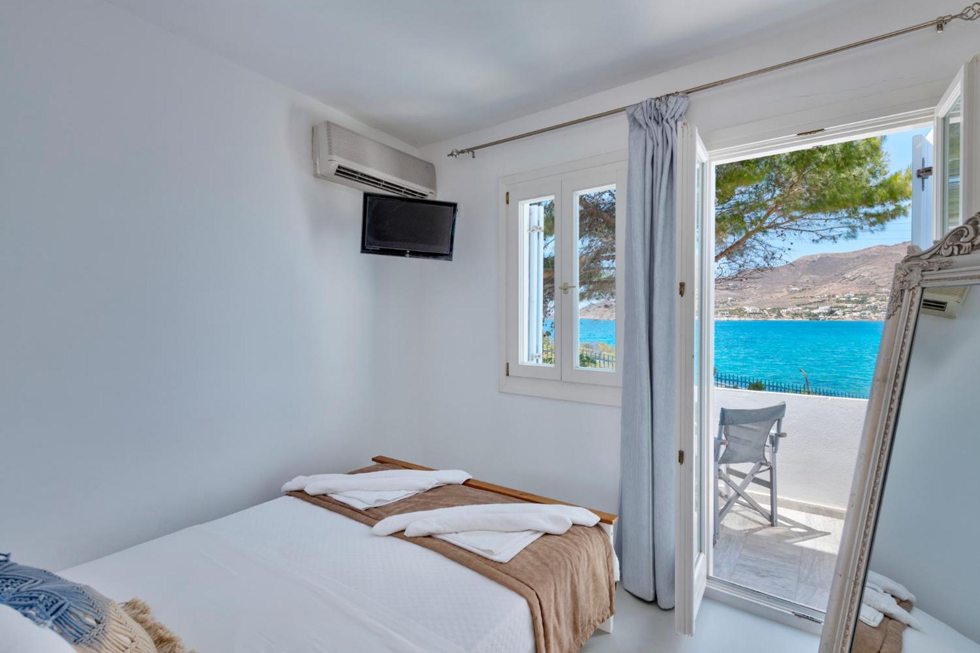 Double Room with Sea View photo 3