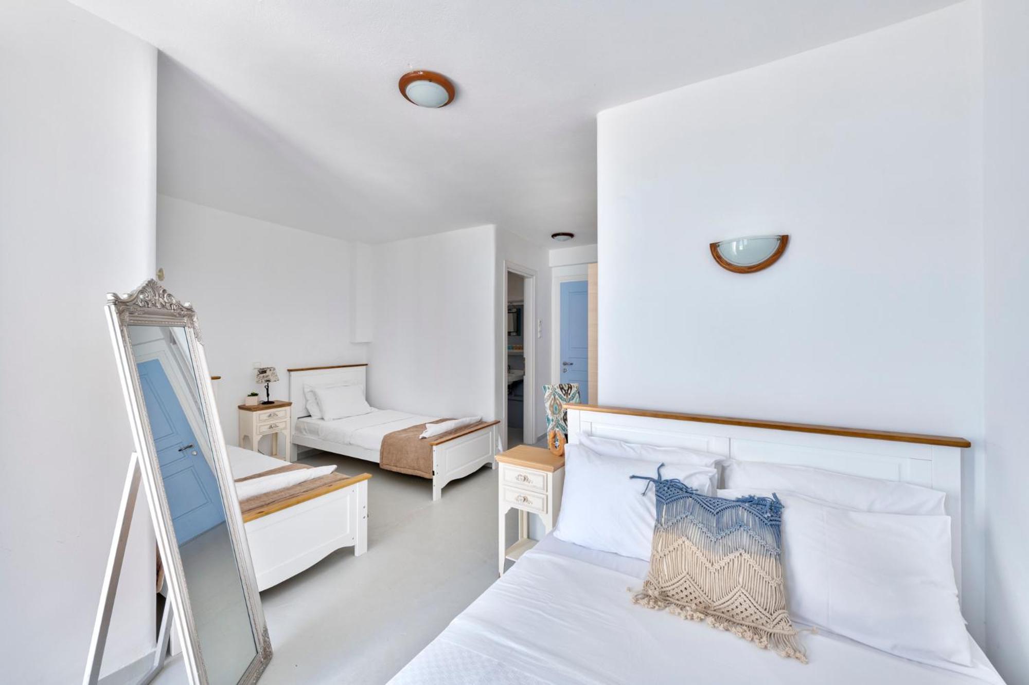 Quadruple Room with Sea View photo 3