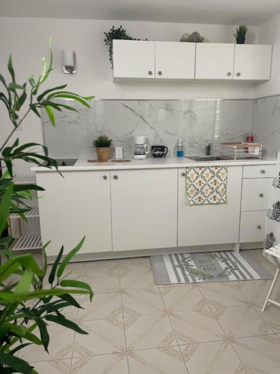 Two-Bedroom House photo 3