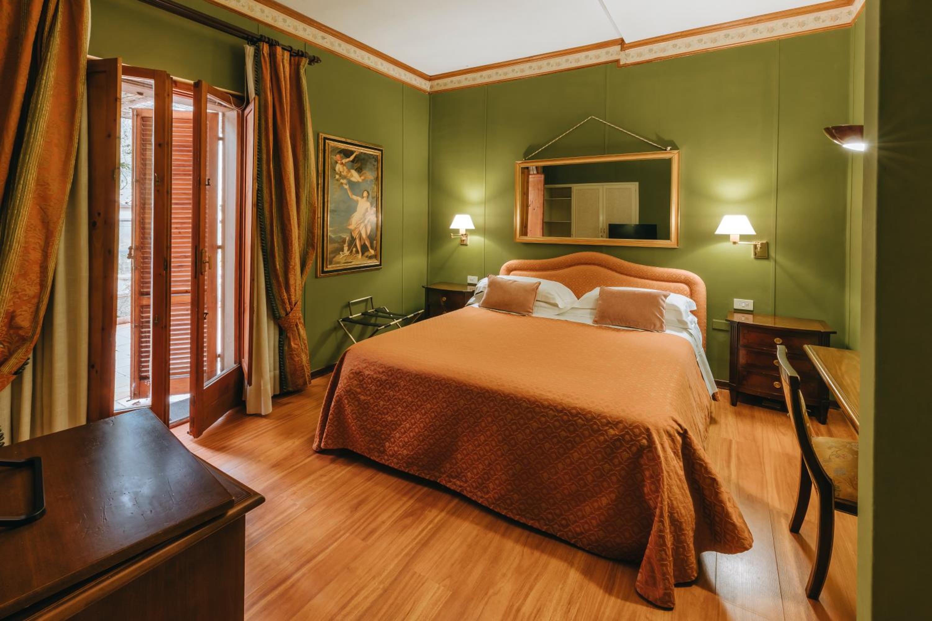 Double Room photo 2