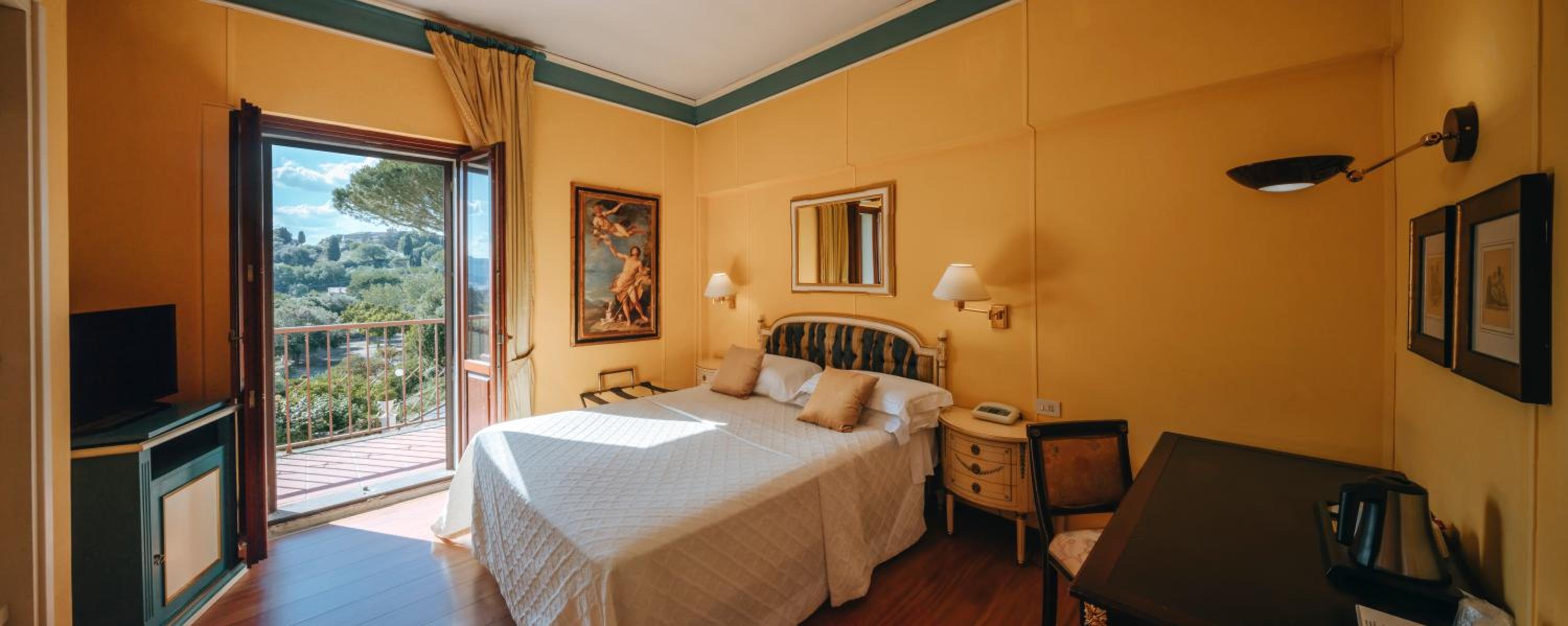 King Room with Garden View