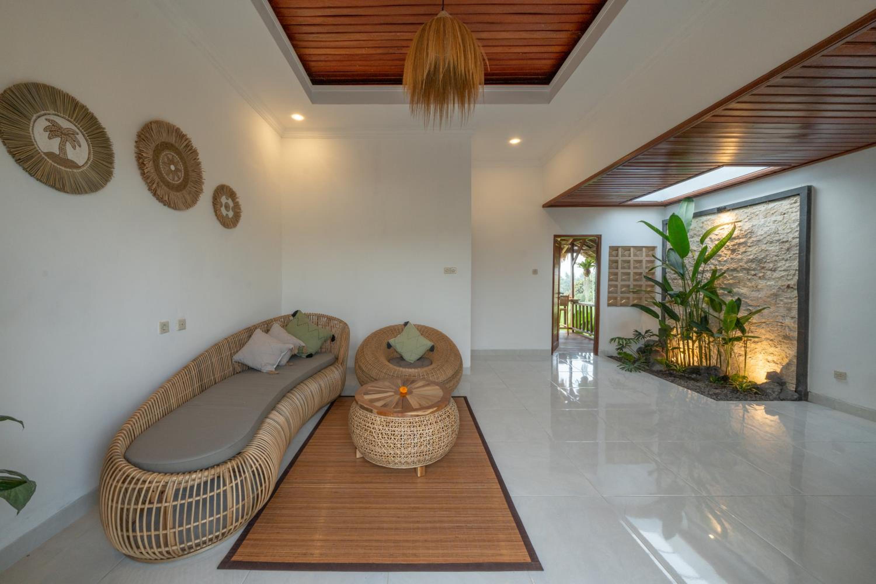 Private Pool Villa With Benefits - Photo 1