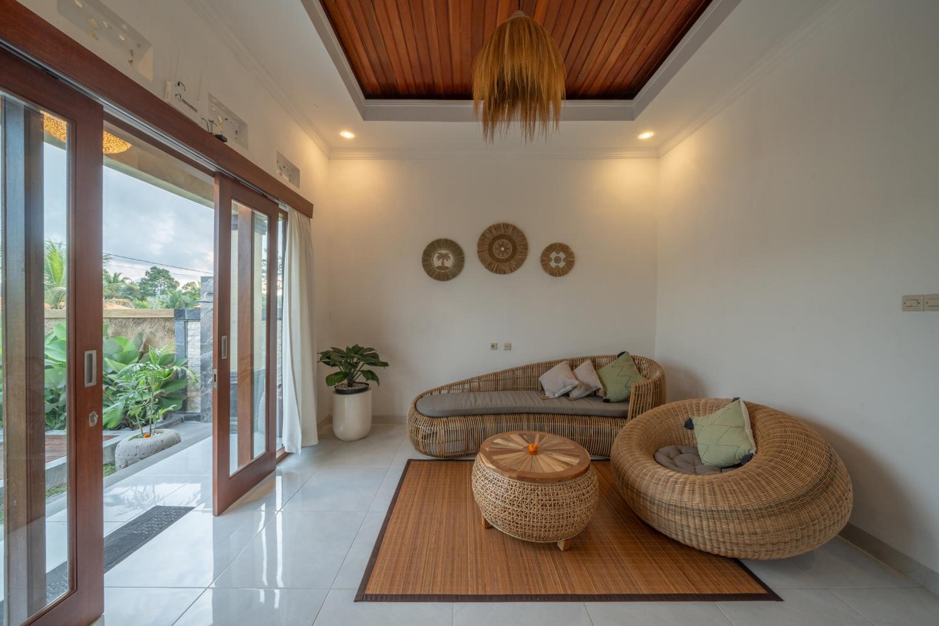 Private Pool Villa With Benefits - Photo 18