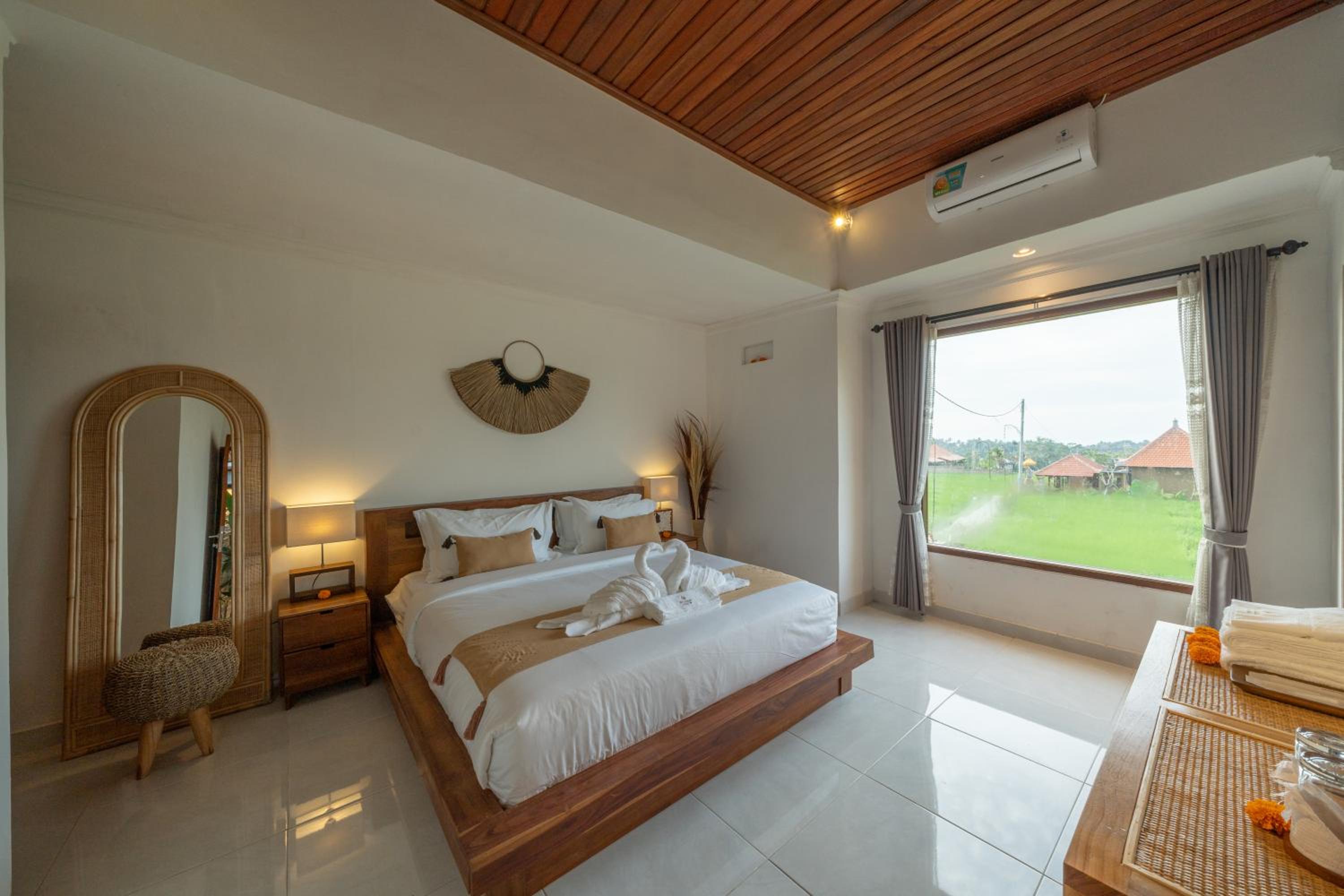 Private Pool Villa With Benefits - Photo 13