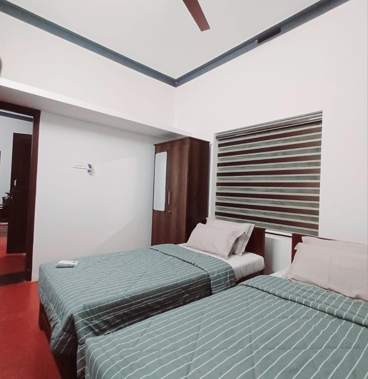 Deluxe Double or Twin Room photo 3