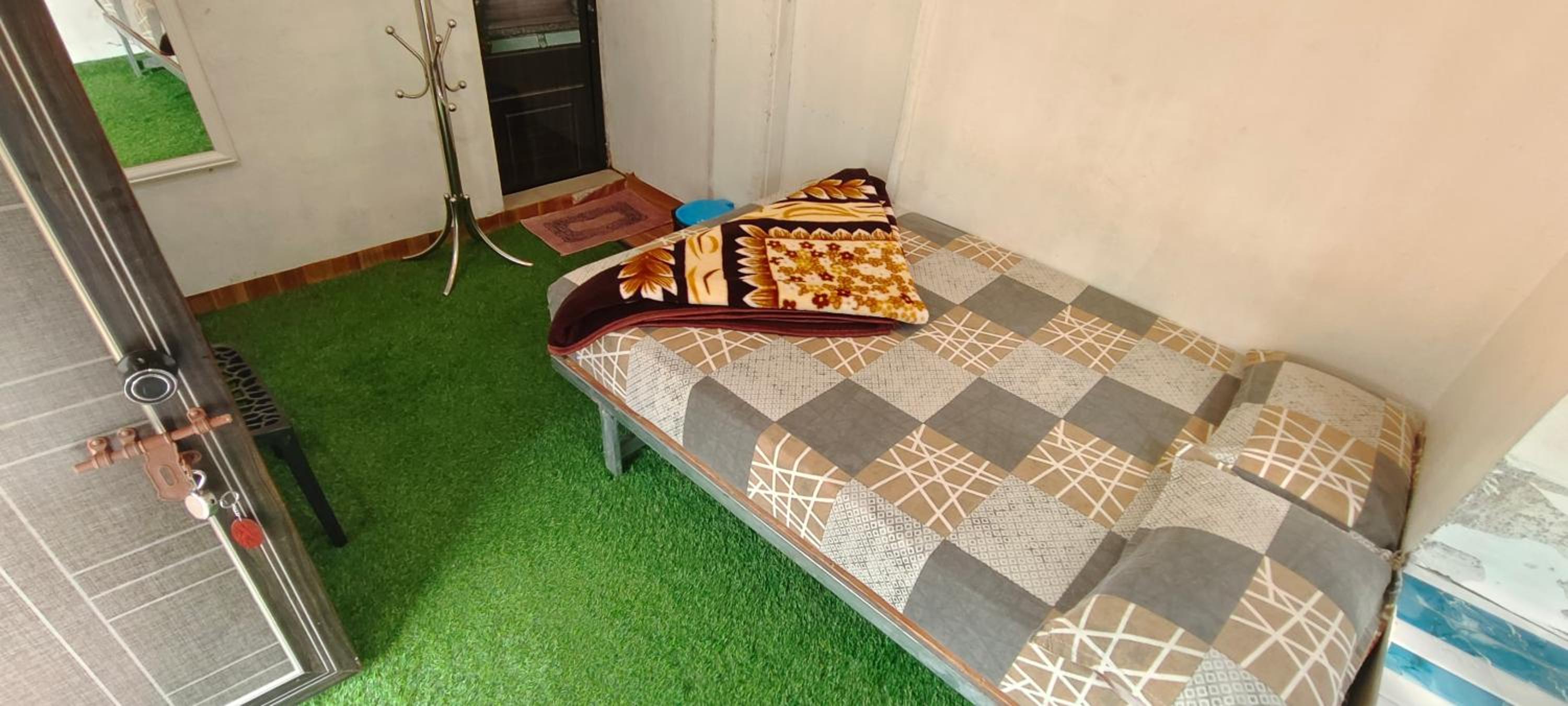 Budget Double Room photo 1