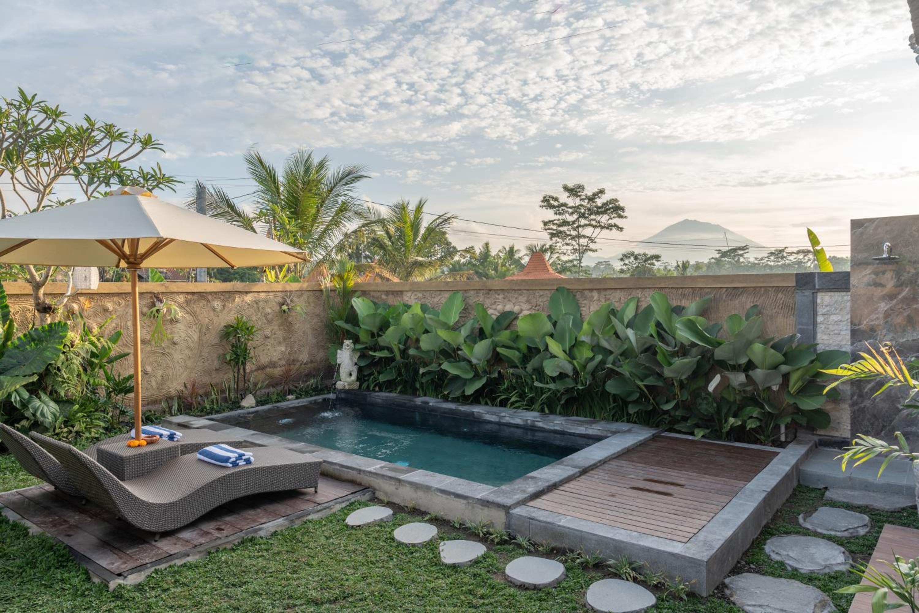 Private Pool Villa With Benefits - Photo 2