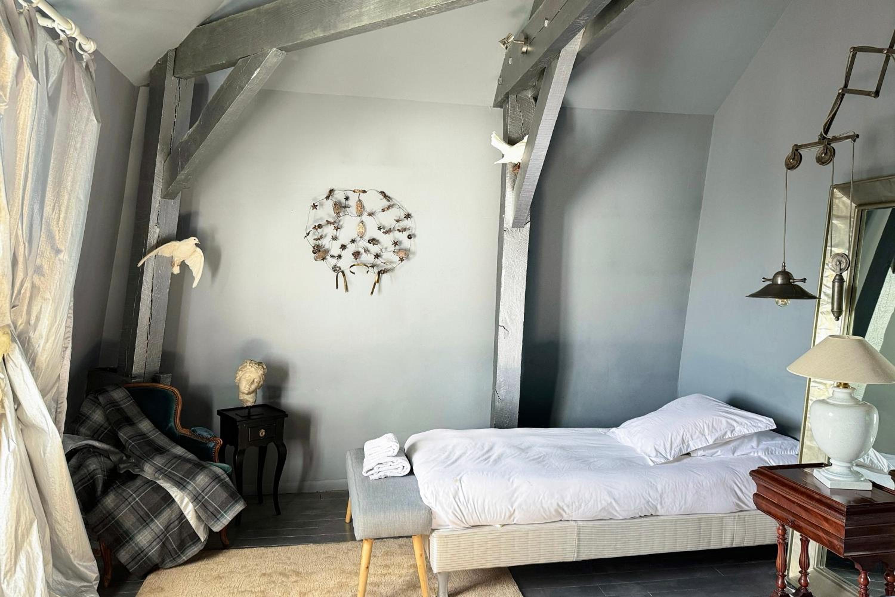 Two-Bedroom Suite - Photo 14