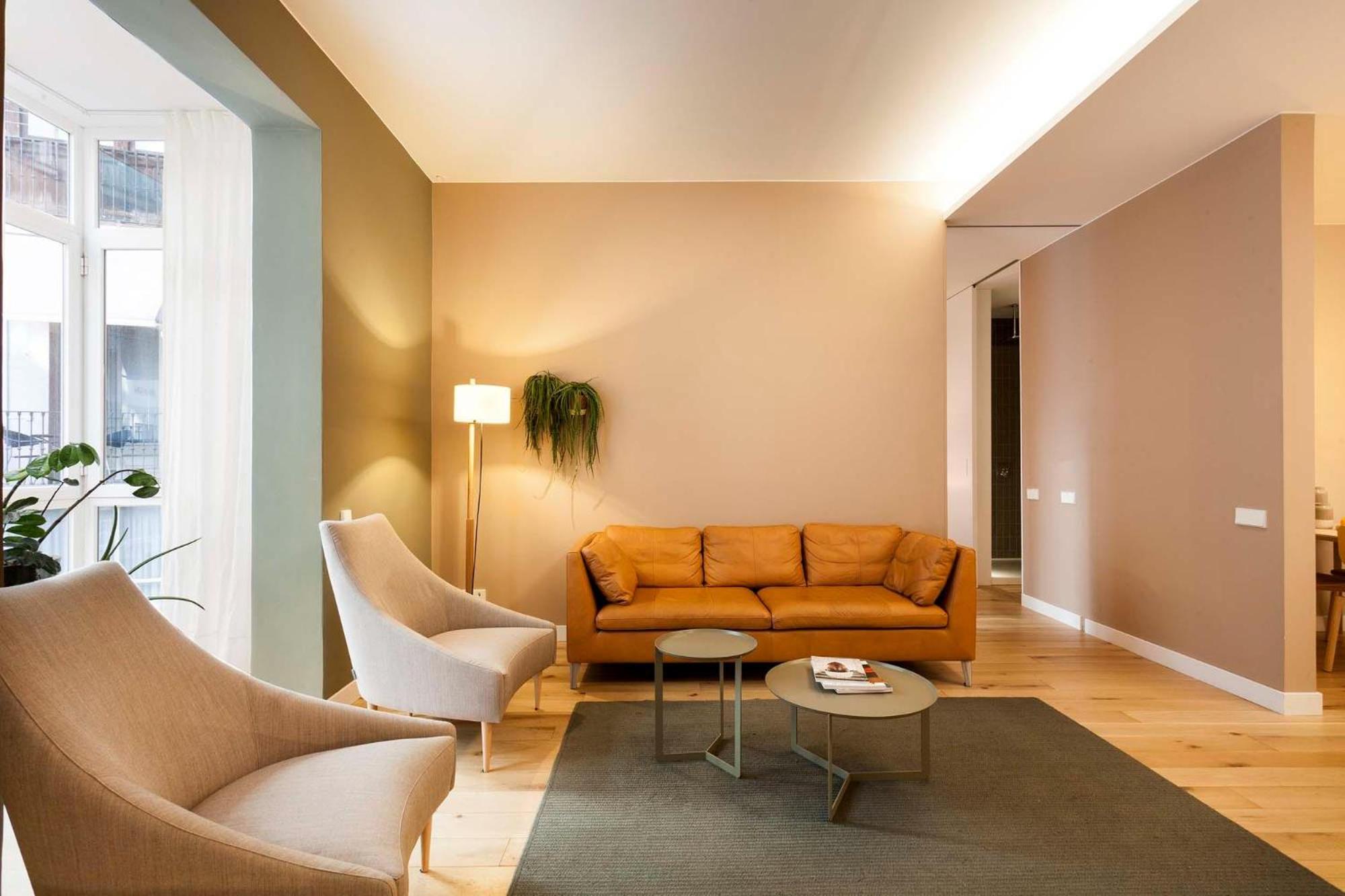 Deluxe de Dos Dormitorios con dos baños y vista al patio interno (I)