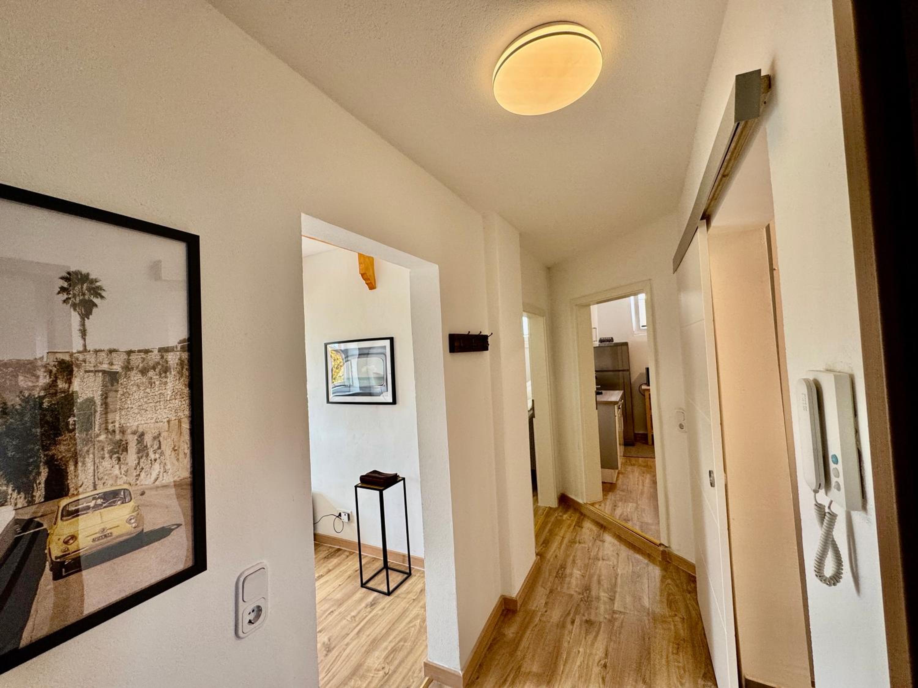 One-Bedroom Apartment photo 2