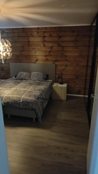 One-Bedroom Apartment photo 3