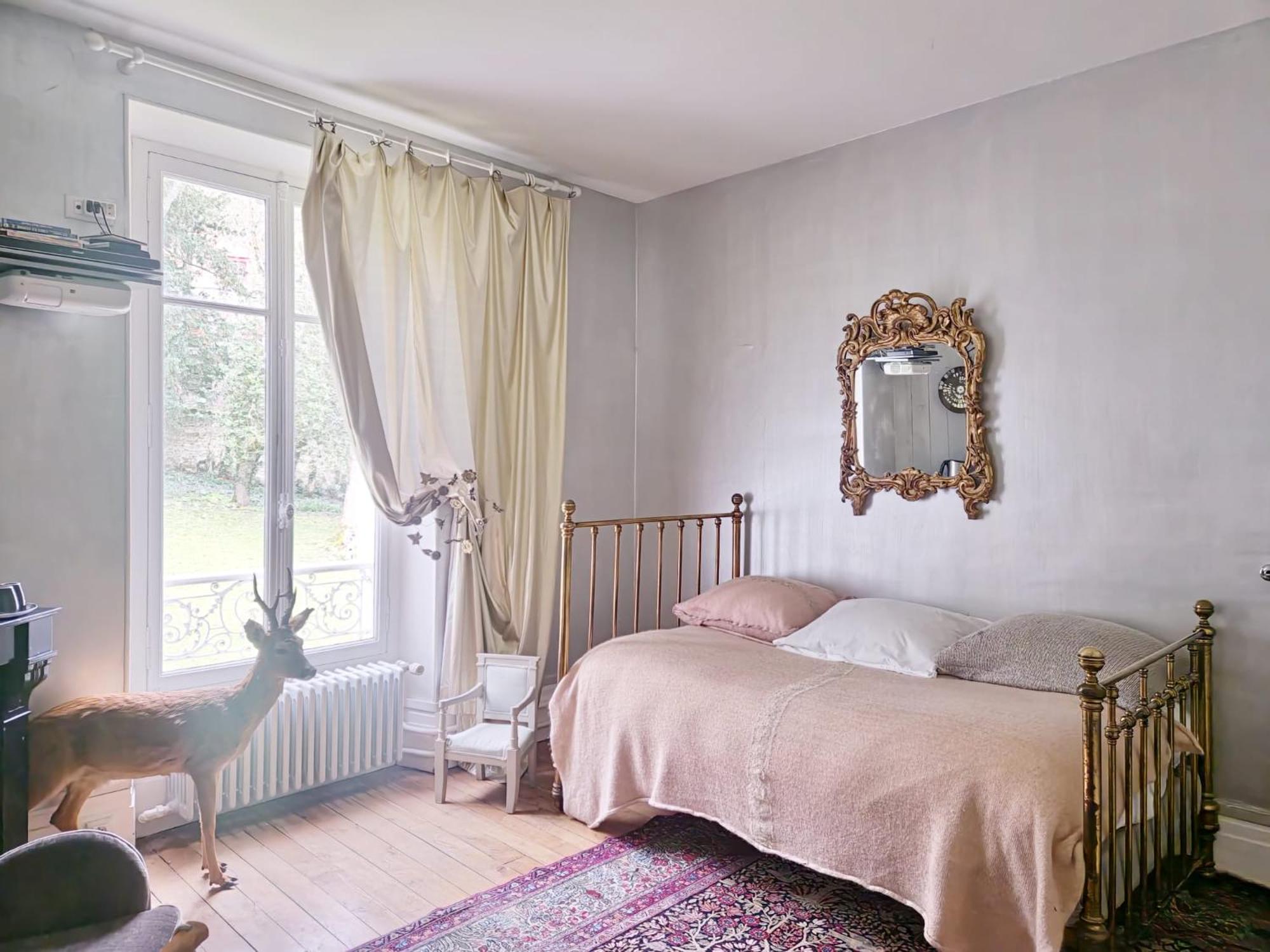 Two-Bedroom Suite - Photo 7