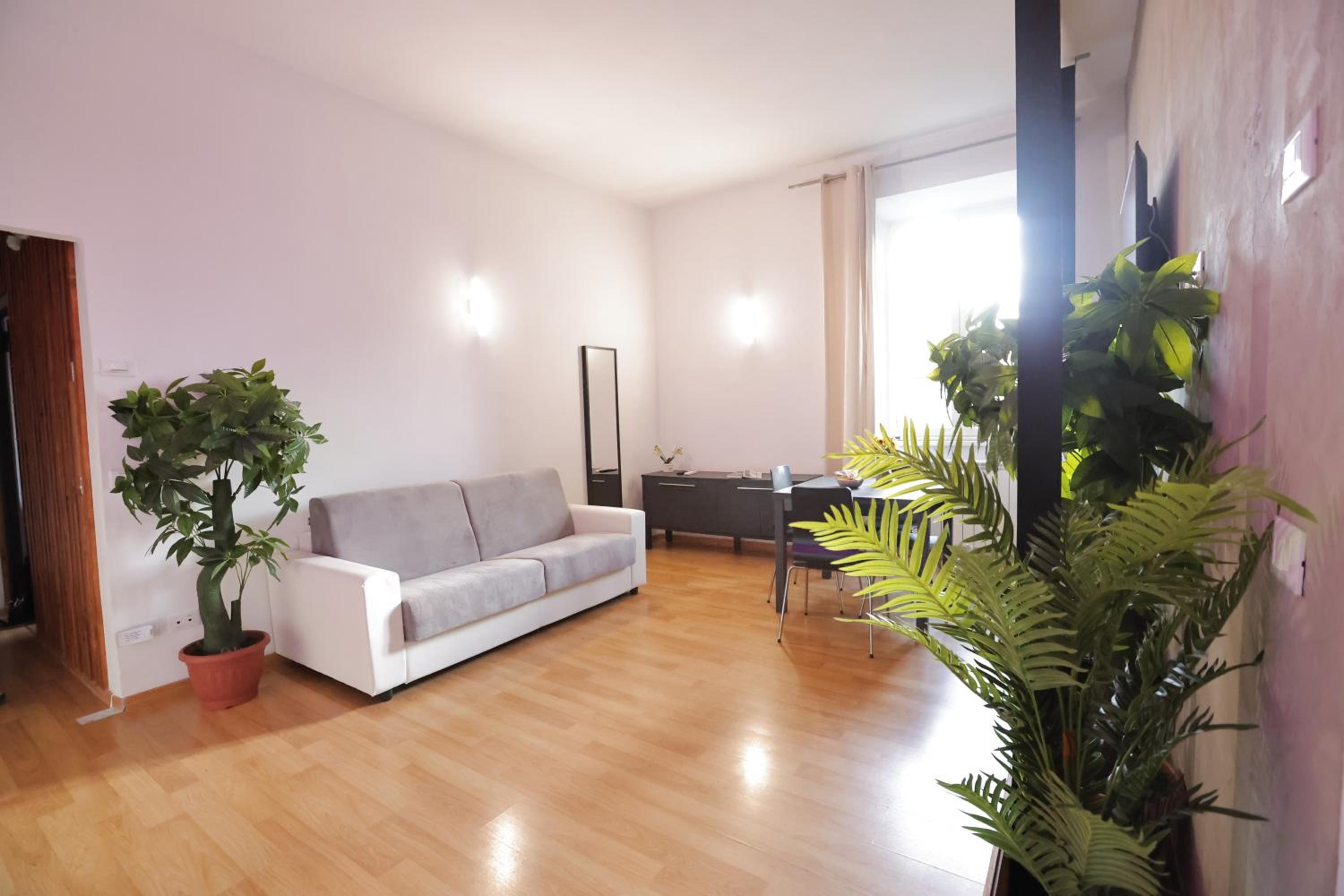 One-Bedroom Apartment
