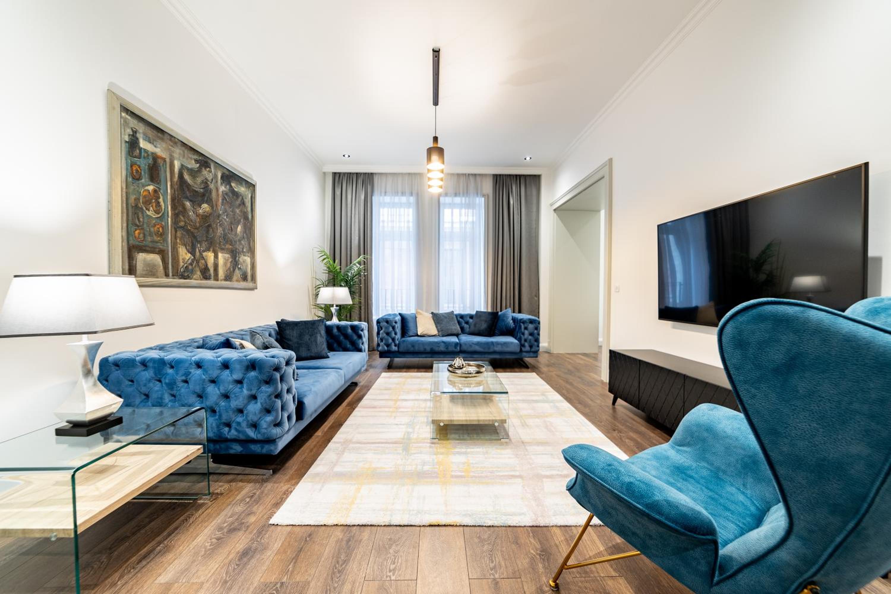 Superior Apartment