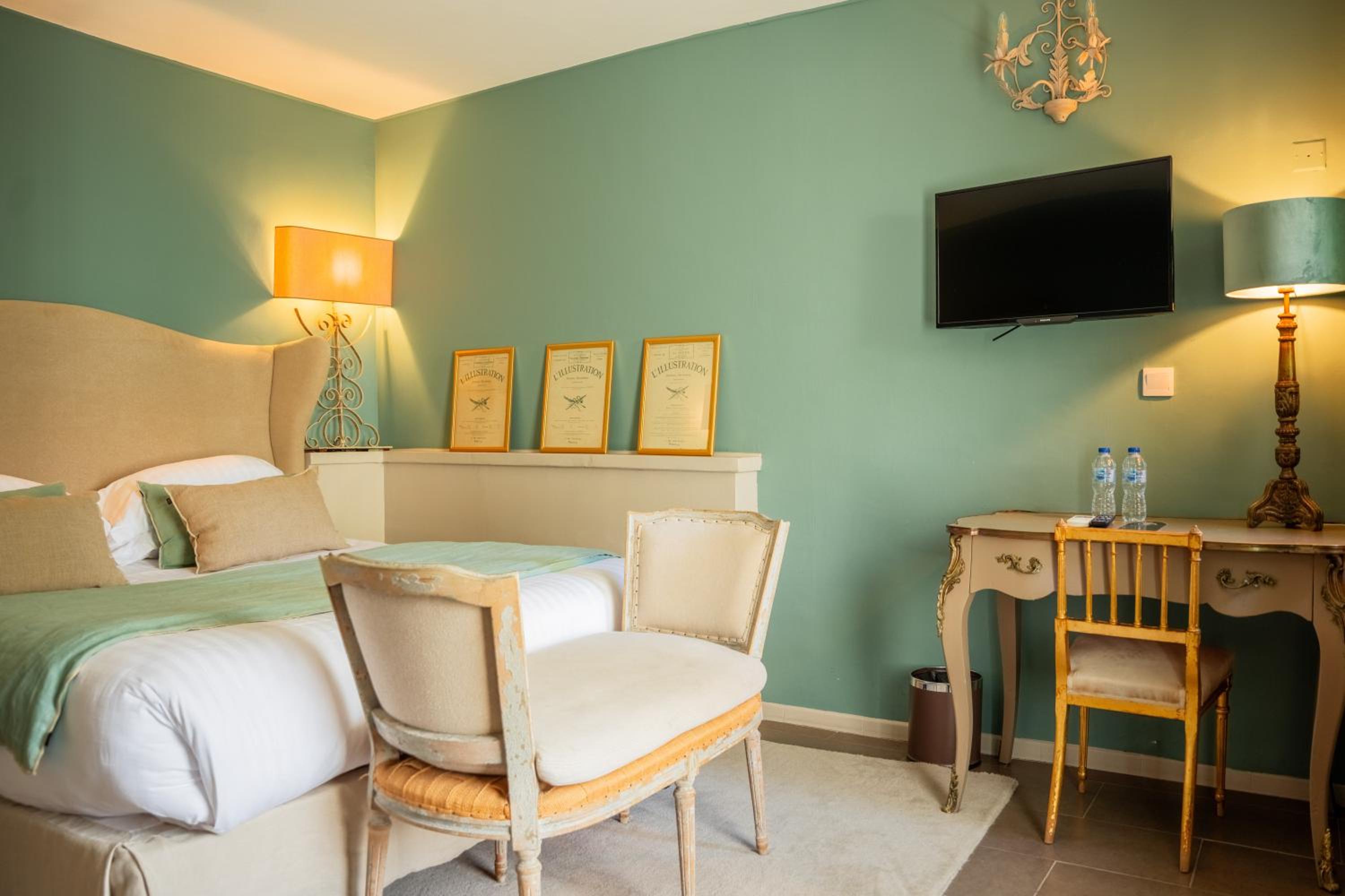 Standard Double Room - Photo 4