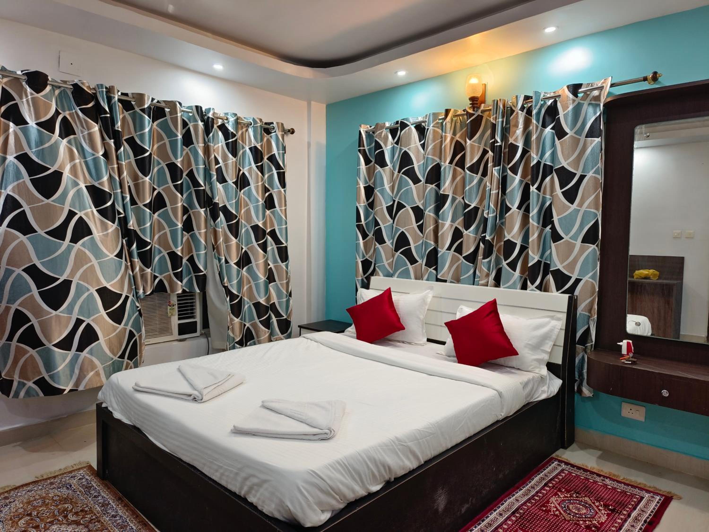 Deluxe Double Room with Balcony