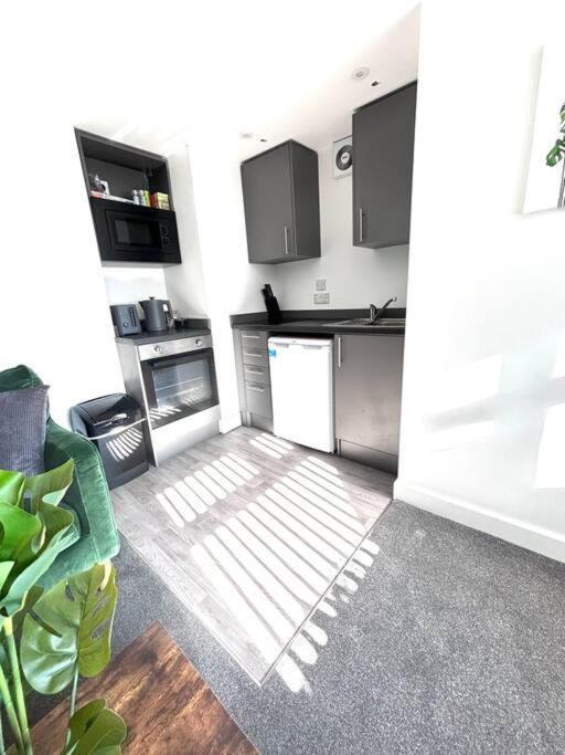 One-Bedroom House photo 2