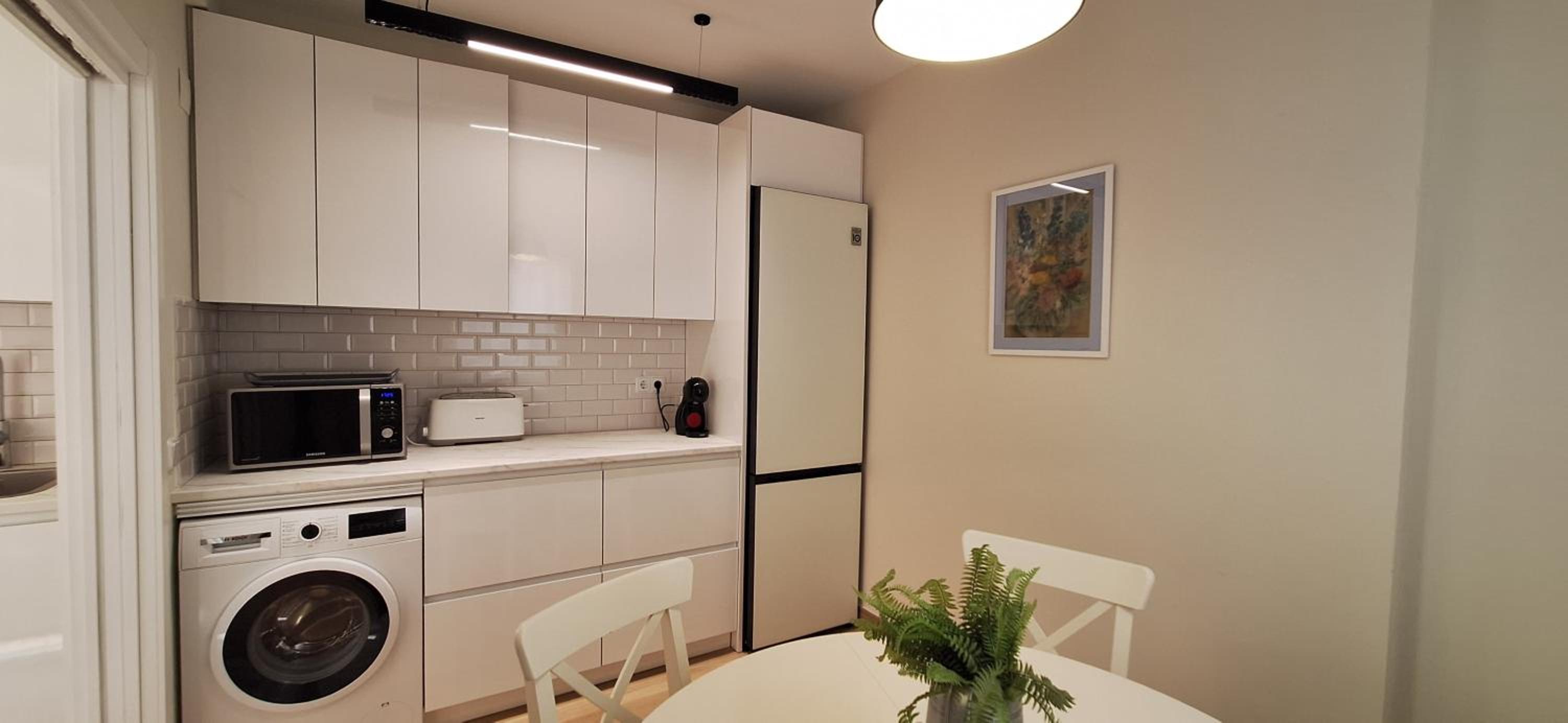 Two-Bedroom Apartment photo 2