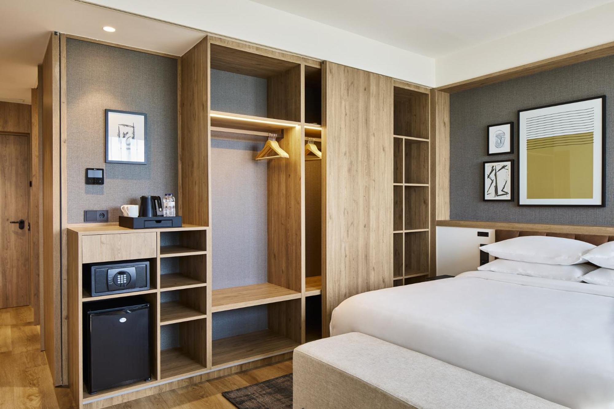 Habitación Superior King con Sofá Cama y Vista a la Ciudad